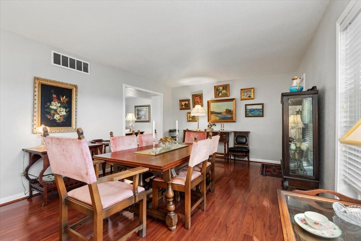 2101 Fountain View Dr #62, Houston, TX 77057 photo