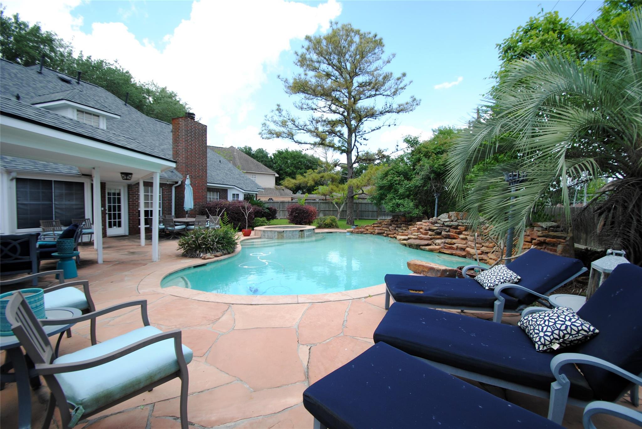 4110 Alice Dr, Sugar Land, TX 77478 photo