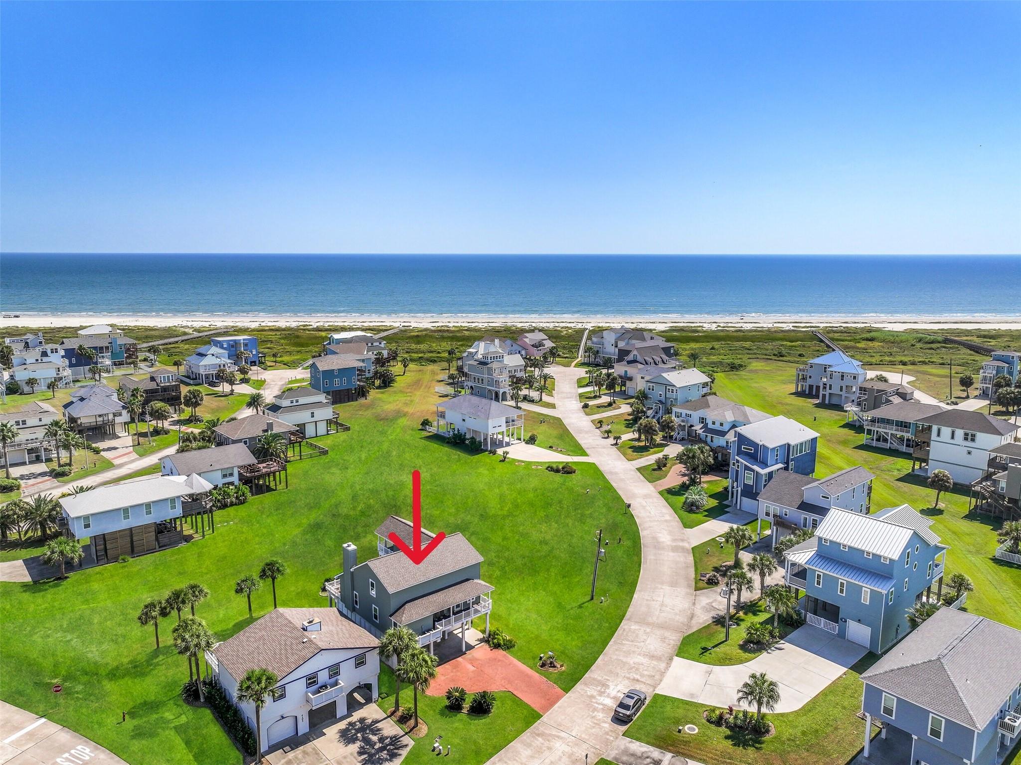 4107 Defender Ln, Galveston, TX 77554 photo