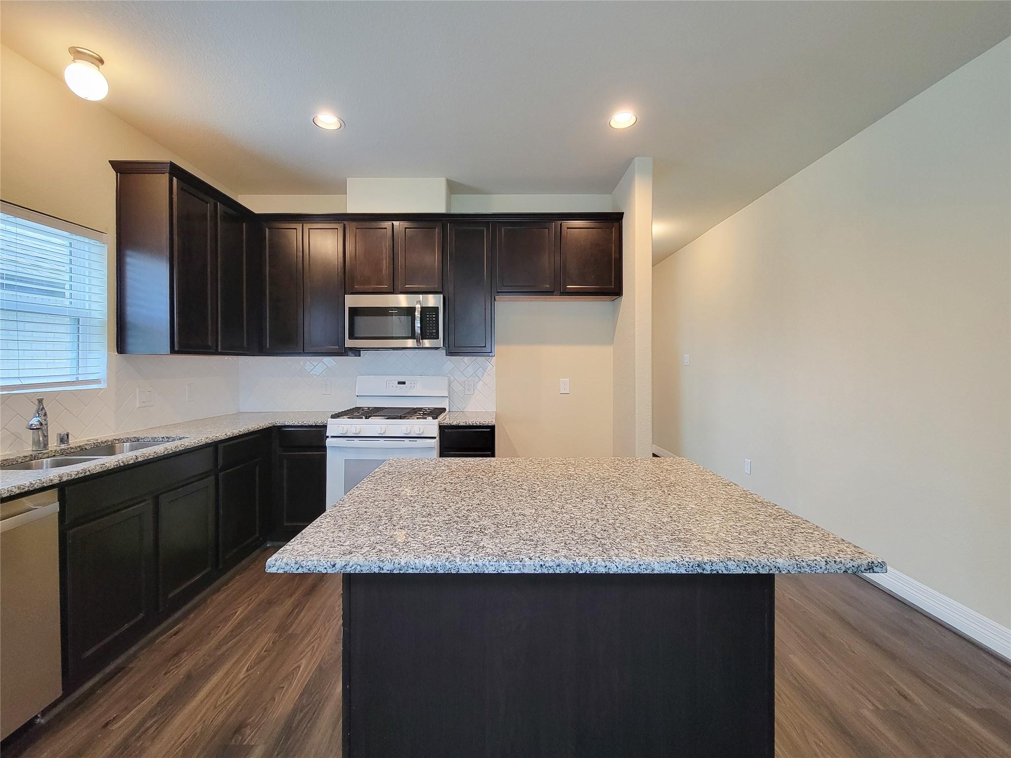 3430 Hughes Meadow Way, Richmond, TX 77406 photo