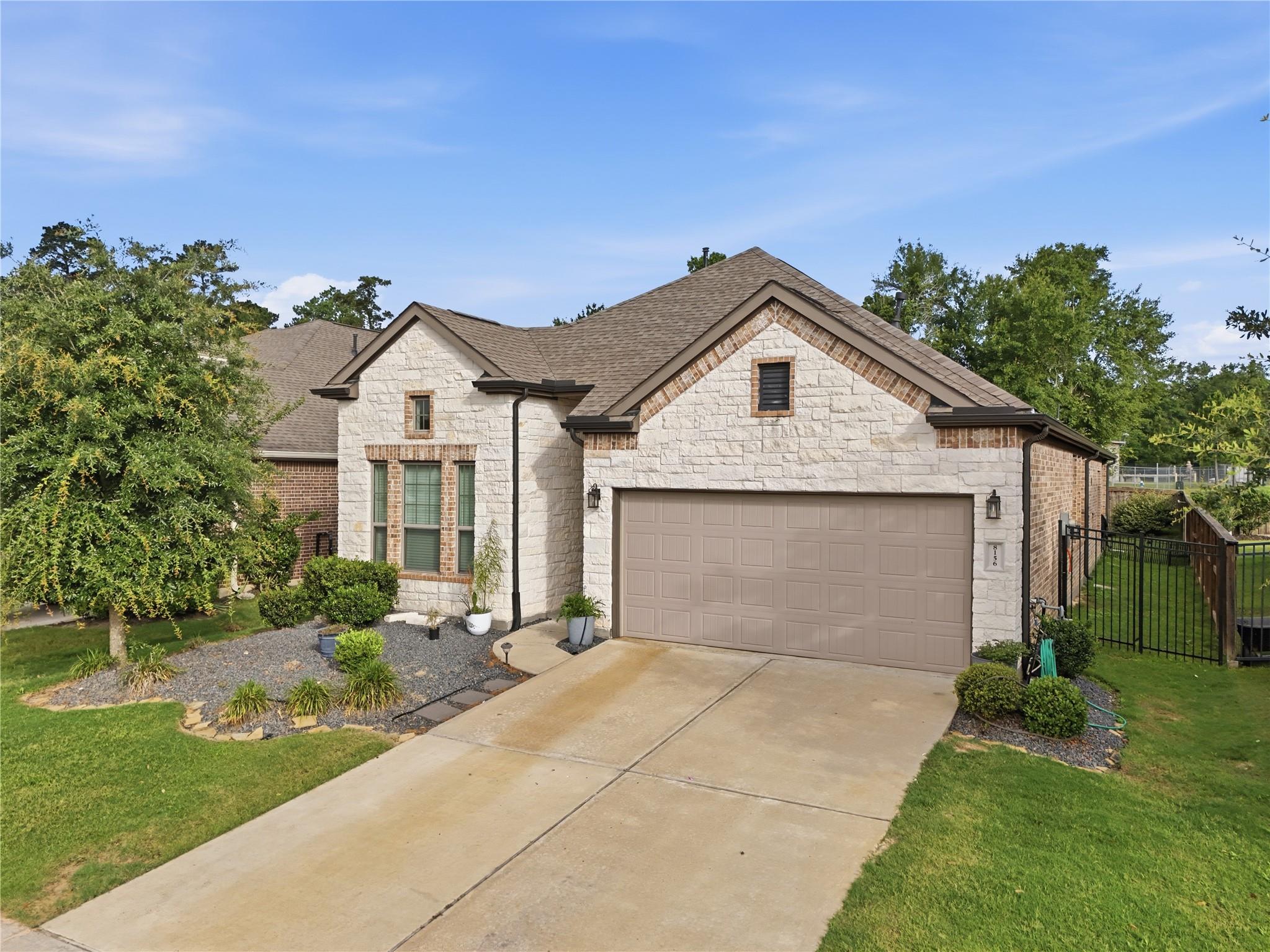 8156 Rosemary Sage Dr, Magnolia, TX 77354 photo