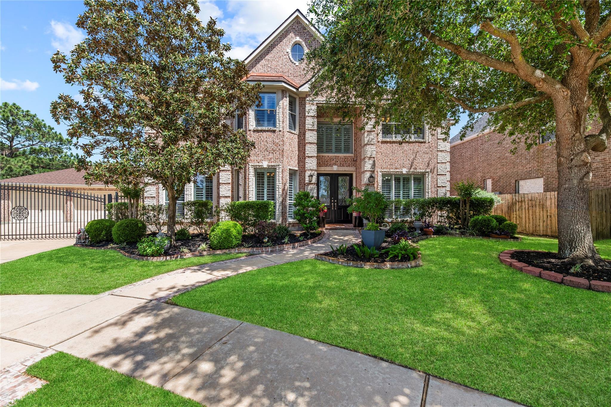 8106 Hollowhaven Ct, Houston, TX 77095