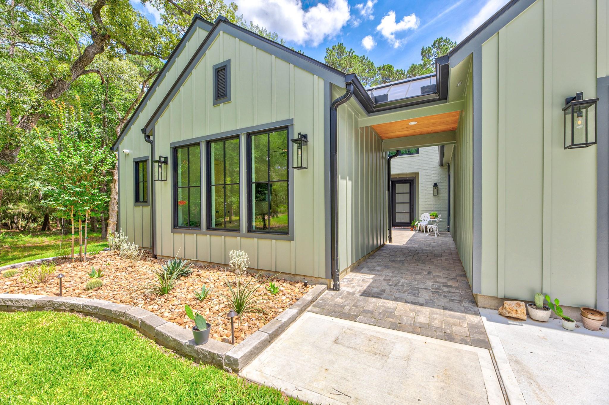 21701 Dan Dr, Magnolia, TX 77355 photo