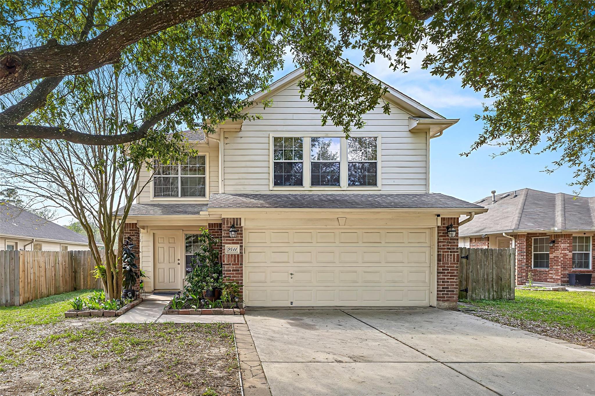 9411 Abbotshall Ln, Houston, TX 77044