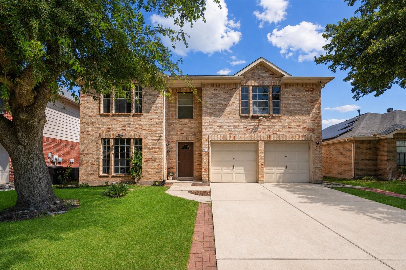 5918 Stirring Winds Ln, Houston, TX 77086