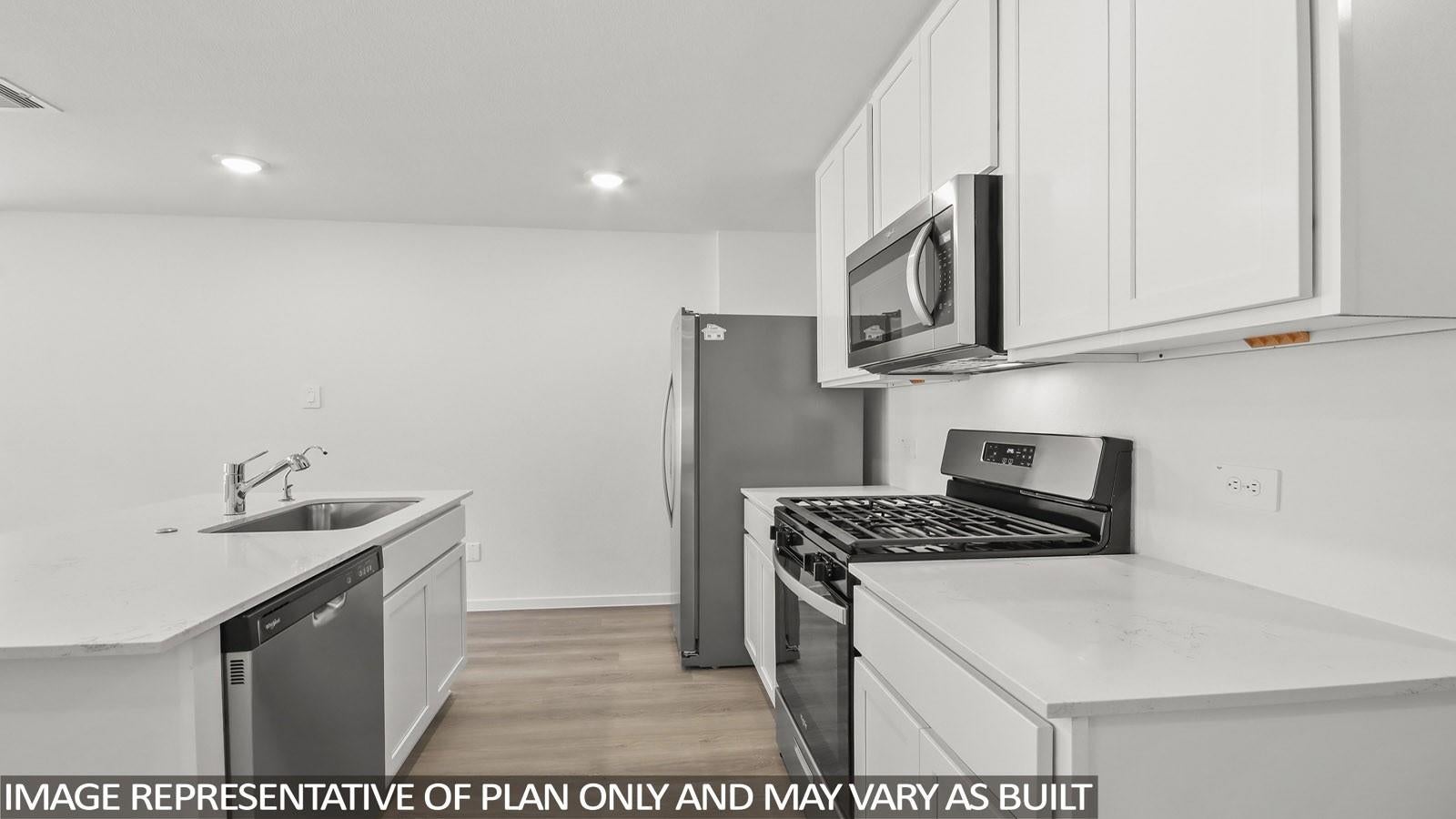 910 Sutherland Falls St, Conroe, TX 77303 photo