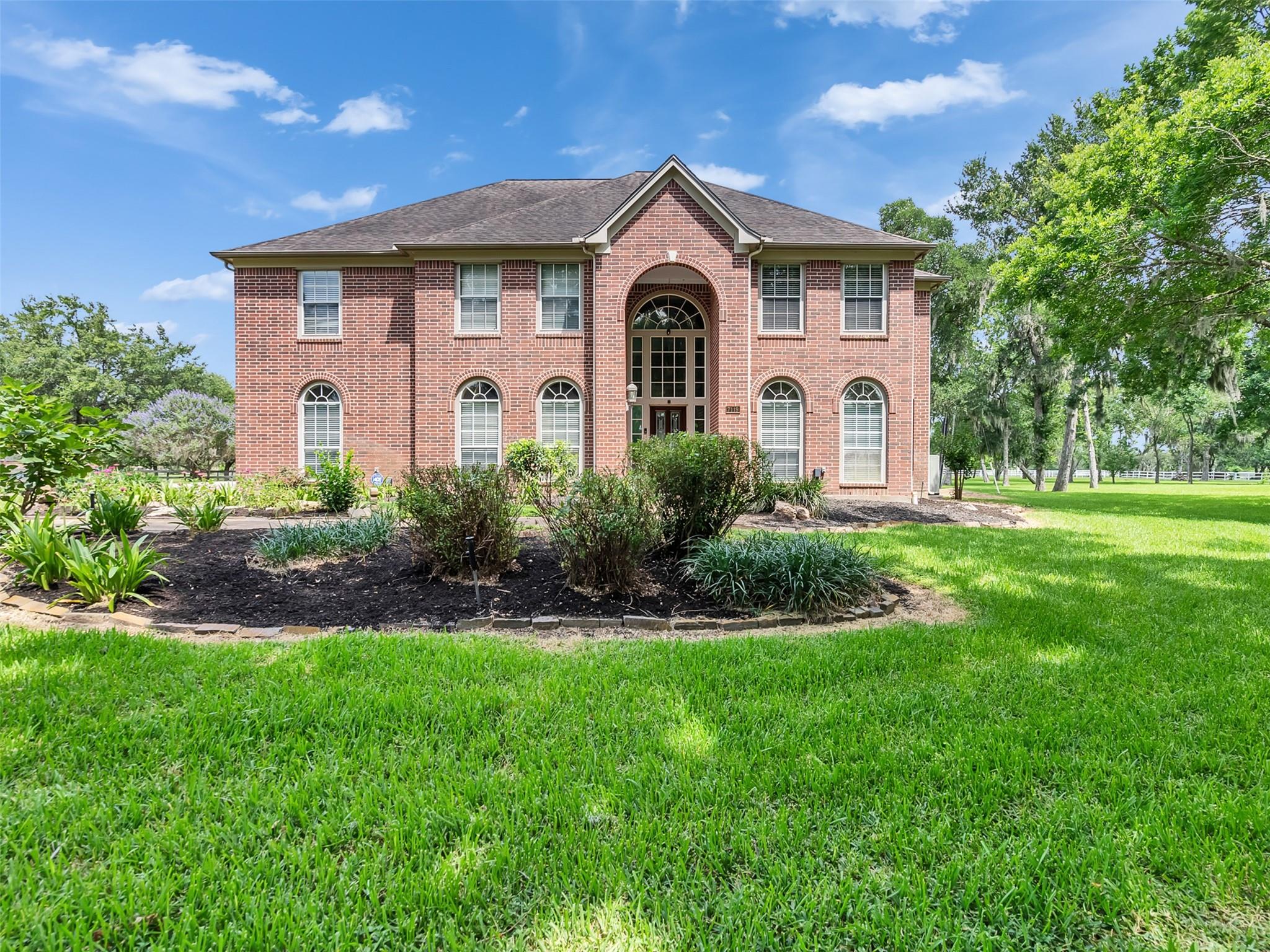 7119 Rustling Oaks Dr, Richmond, TX 77469 photo