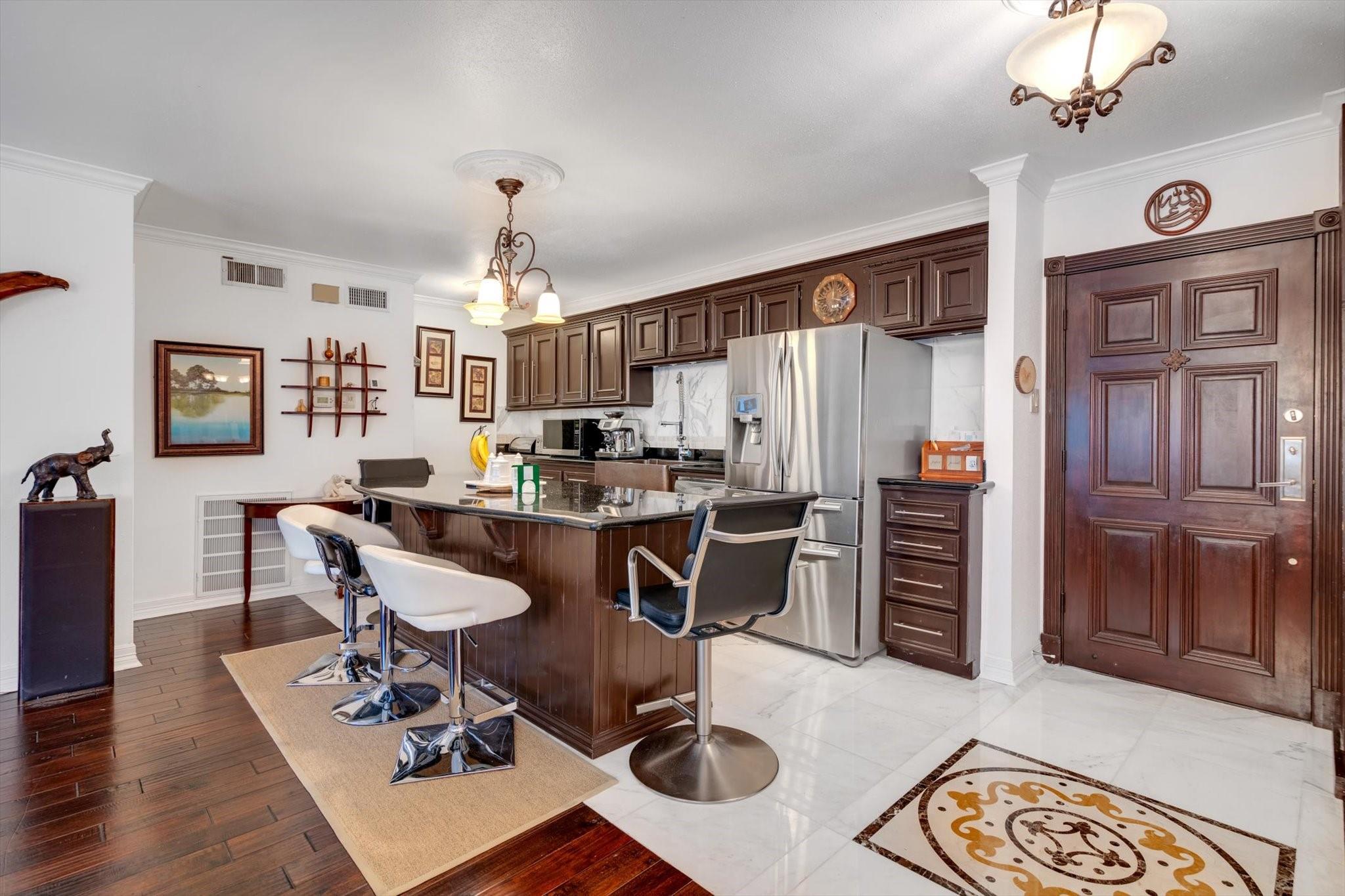 2224 S Piney Point Rd #218, Houston, TX 77063 photo