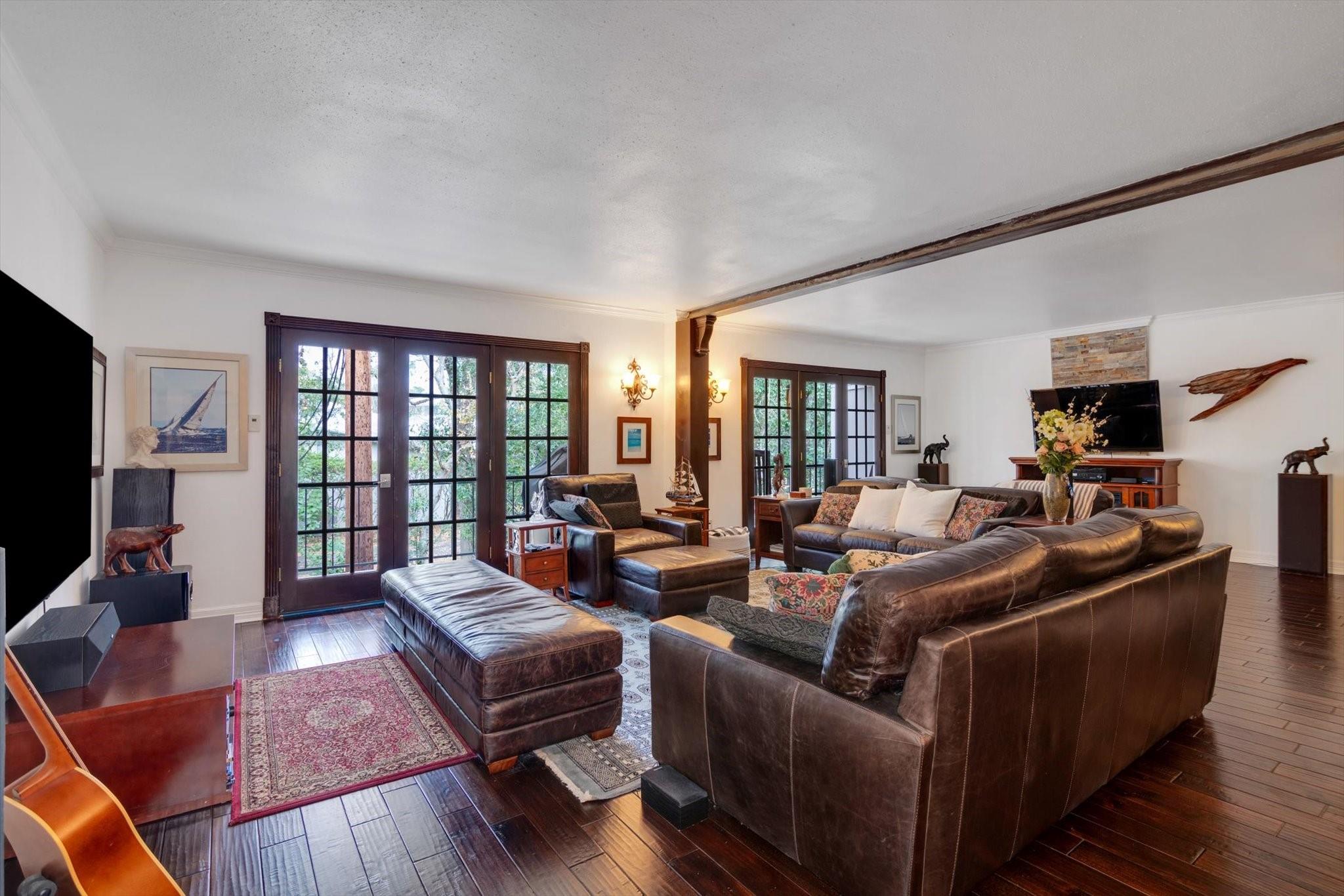 2224 Piney Point Rd, Houston, TX 77063
