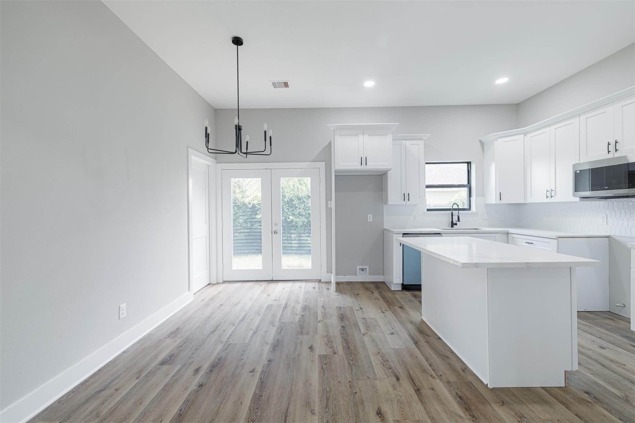 3718 Cleburne St, Houston, TX 77004