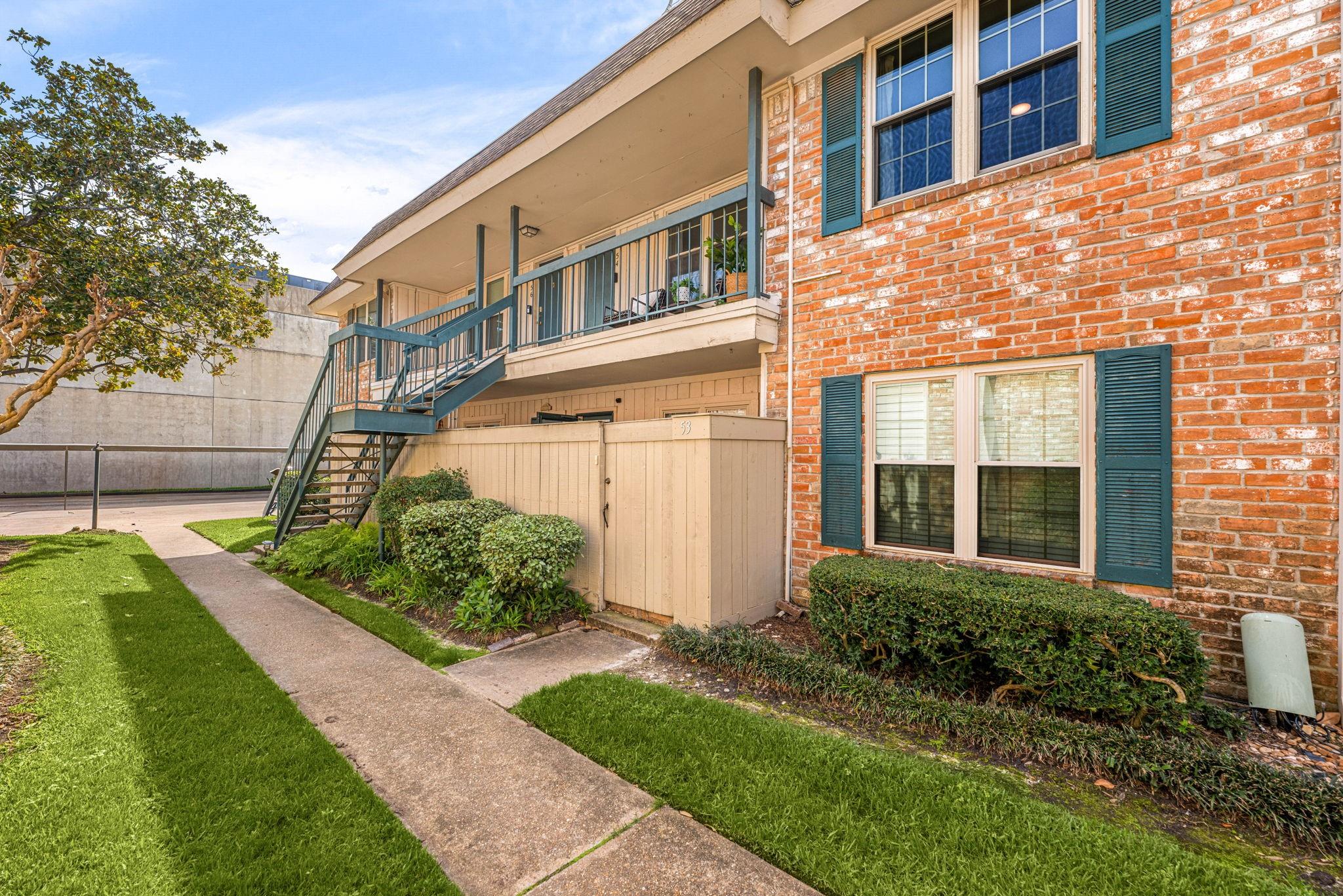 855 Augusta Dr #54, Houston, TX 77057 photo