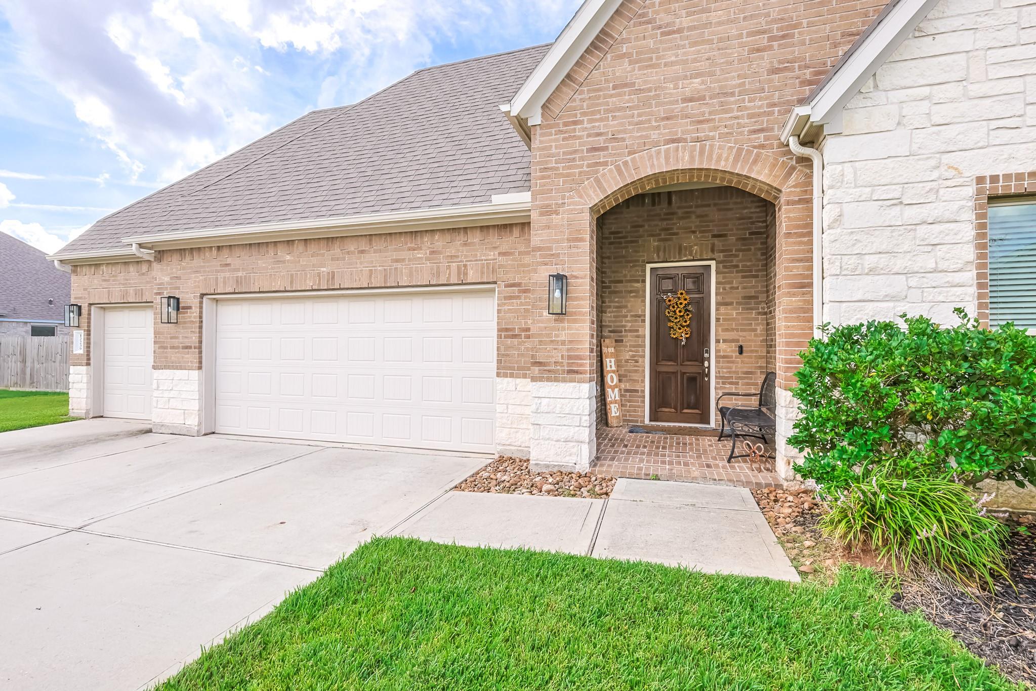 12239 Seagrape Ln, Conroe, TX 77304 photo