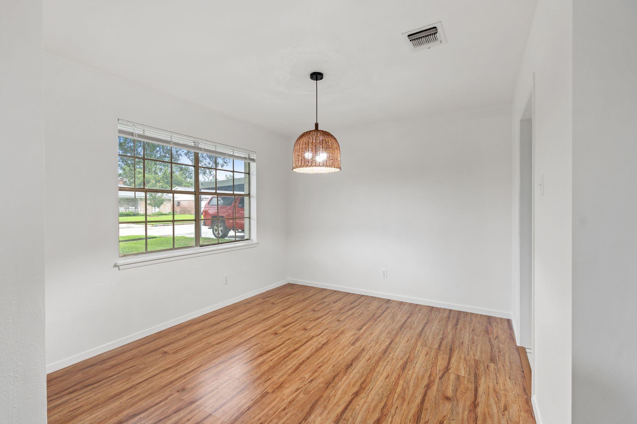 822 N Kaufman Dr, Deer Park, TX 77536 photo
