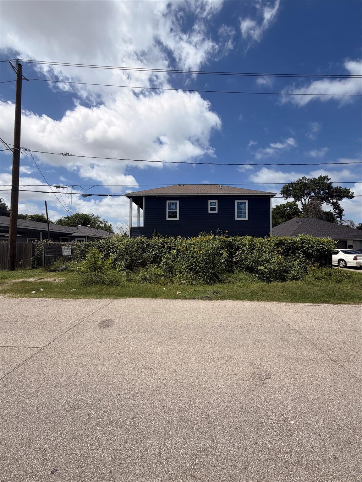 4619 Maggie St, Houston, TX 77051 photo