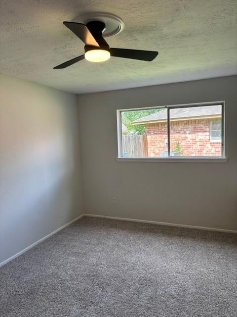 2910 Heritage House Dr, Webster, TX 77598 photo