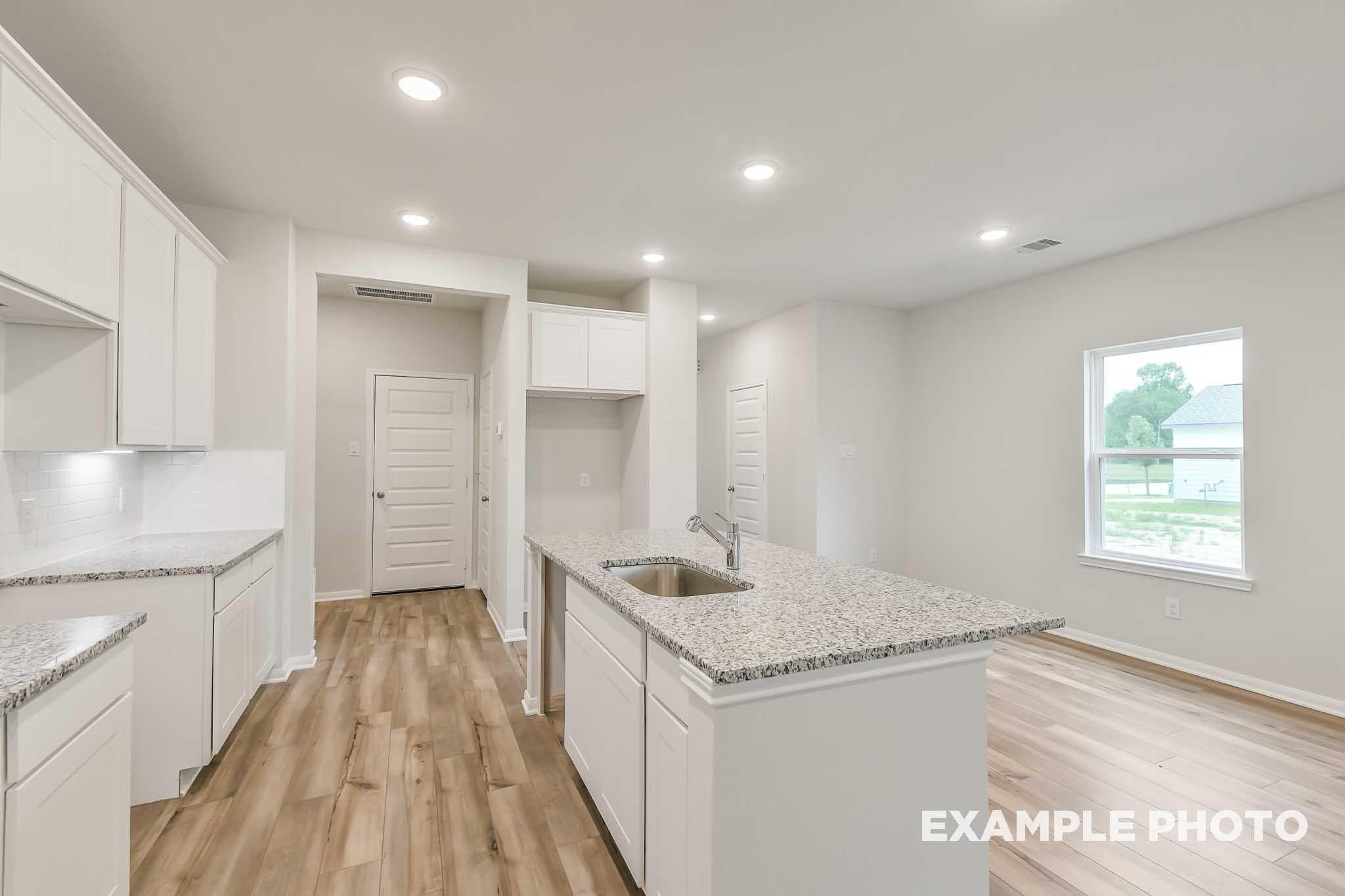 112 W Canopy Crossing Cir, Conroe, TX 77301 photo