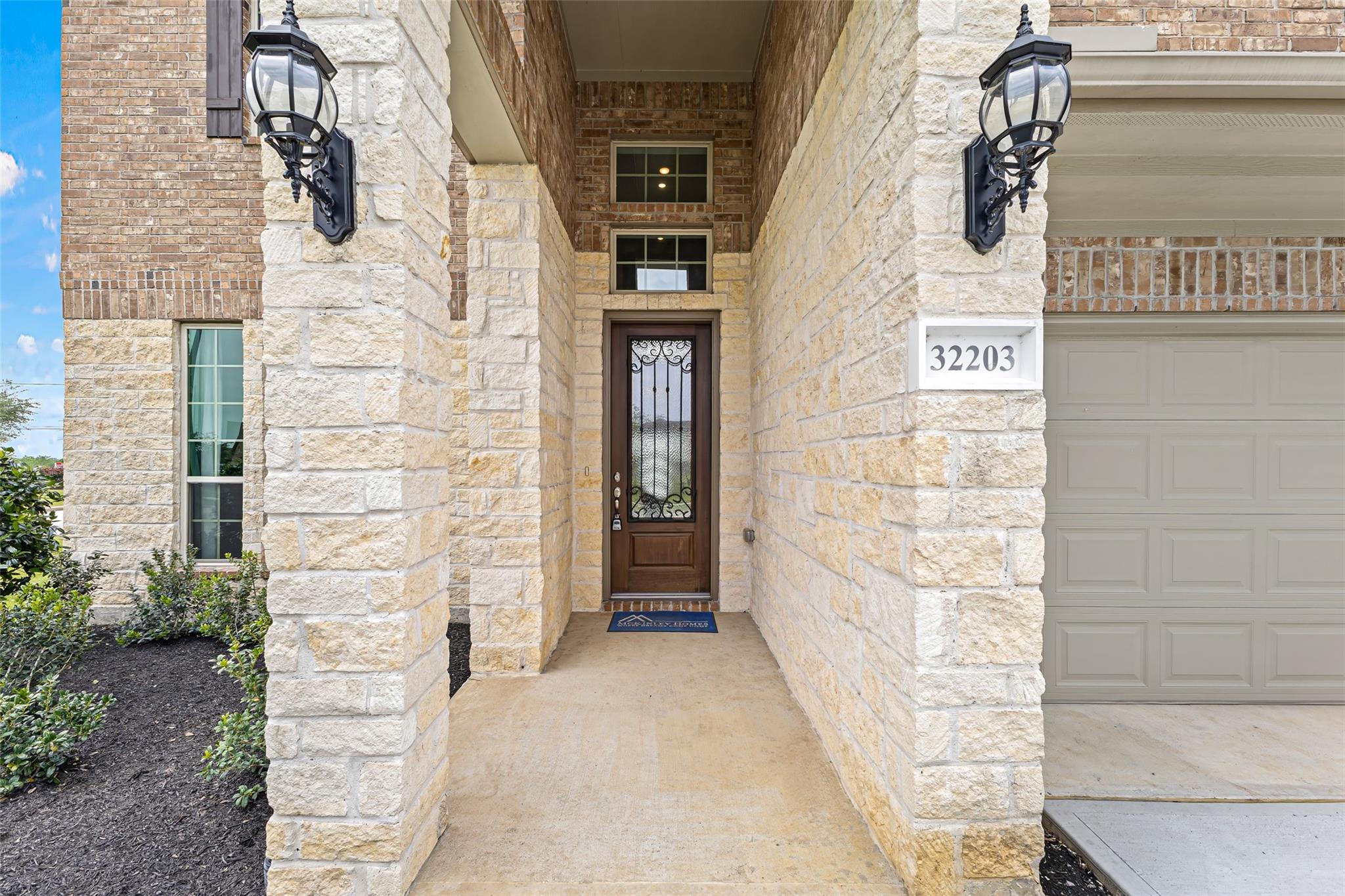 32203 Casa Linda Dr, Hockley, TX 77447 photo