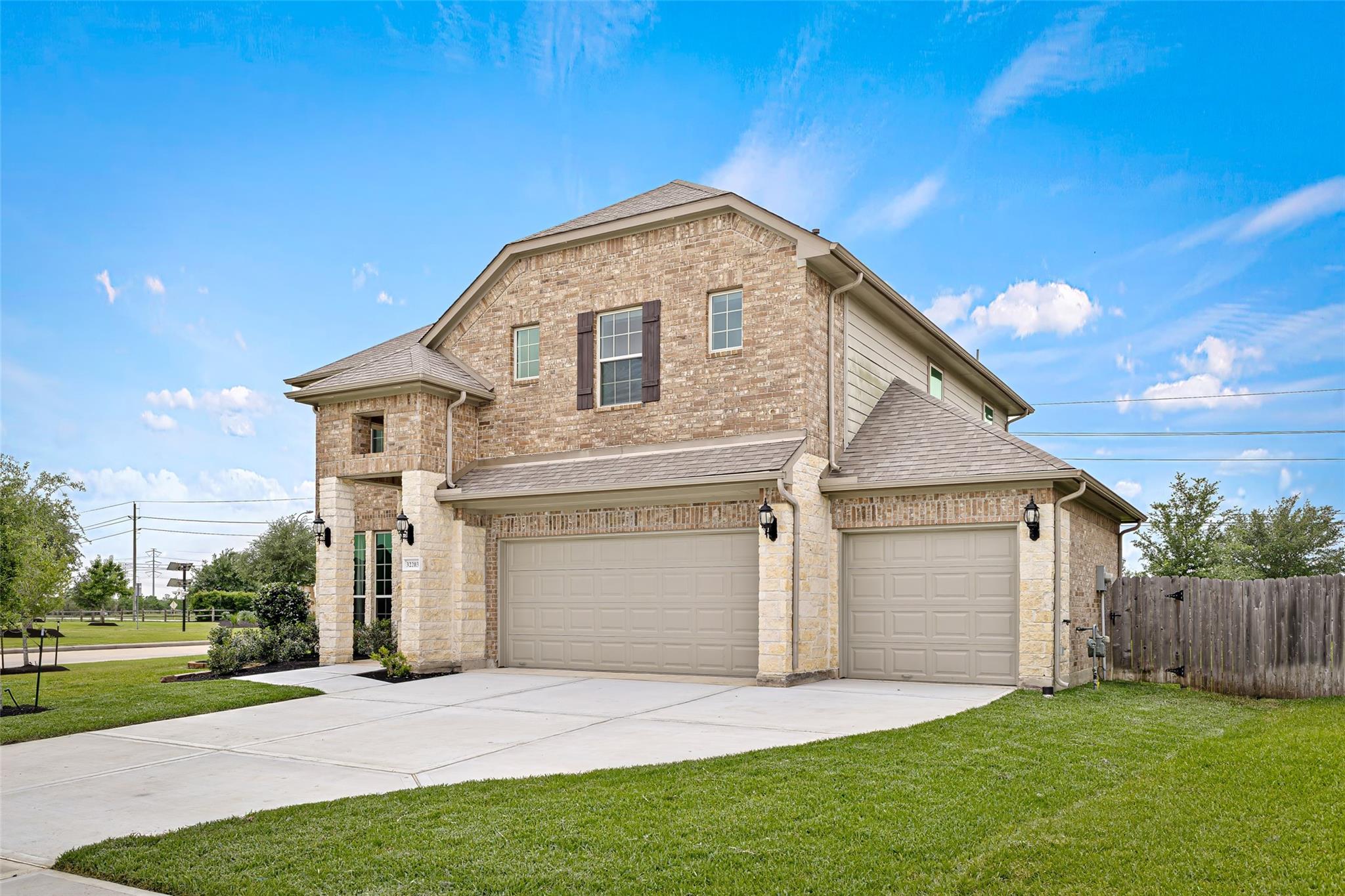 32203 Casa Linda Dr, Hockley, TX 77447 photo