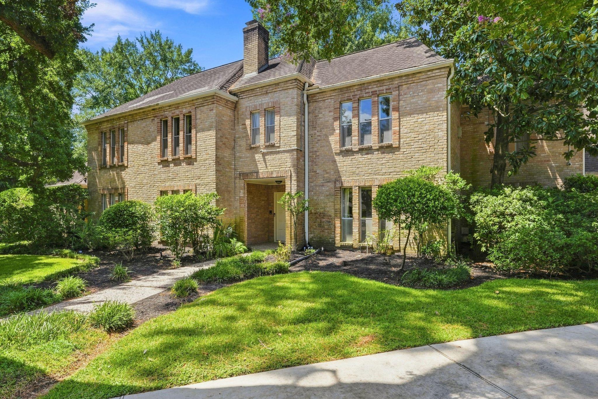 5610 Fountainbridge Ln, Houston, TX 77069
