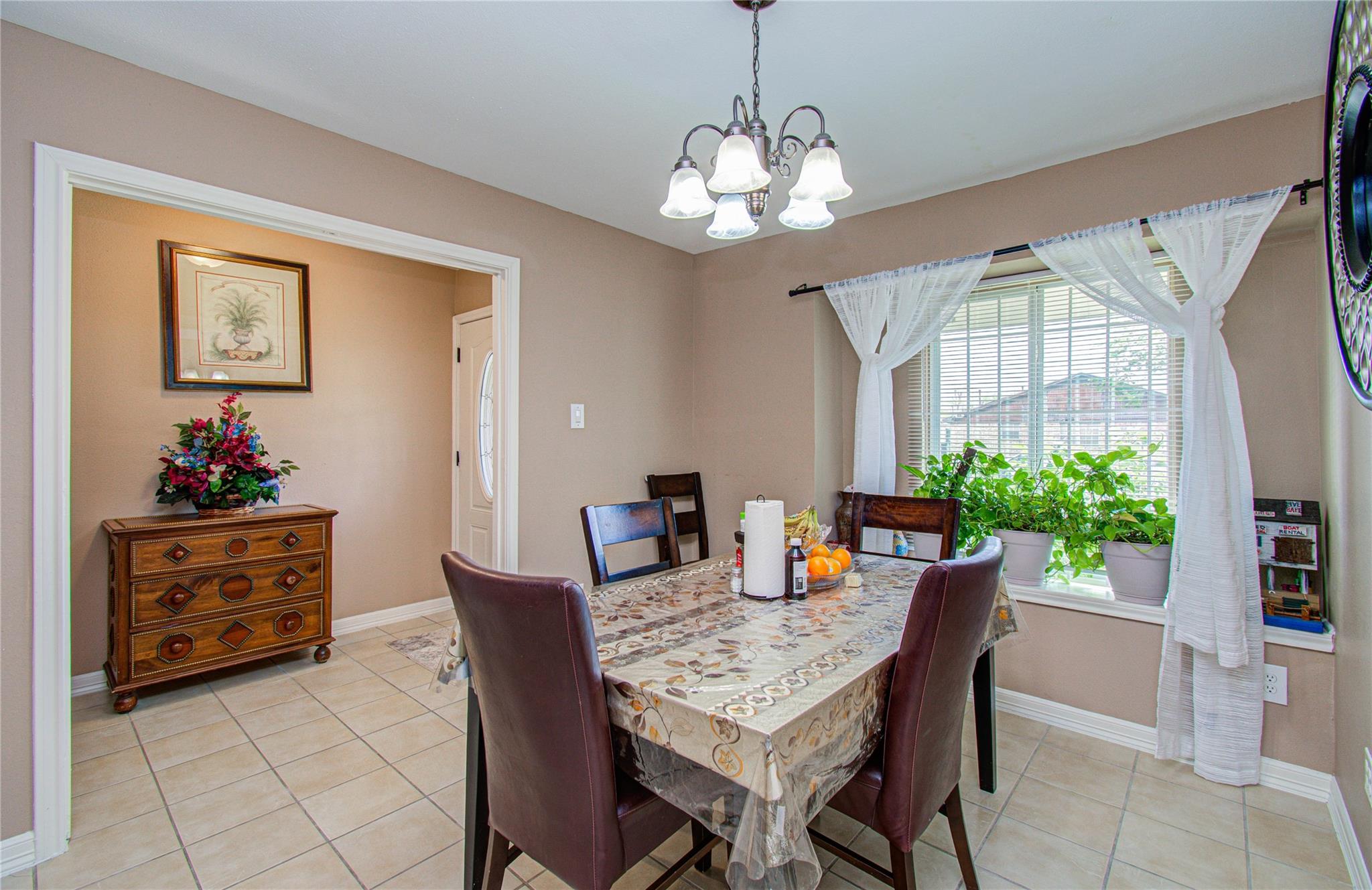 930 Centerwood Dr, Houston, TX 77013 photo