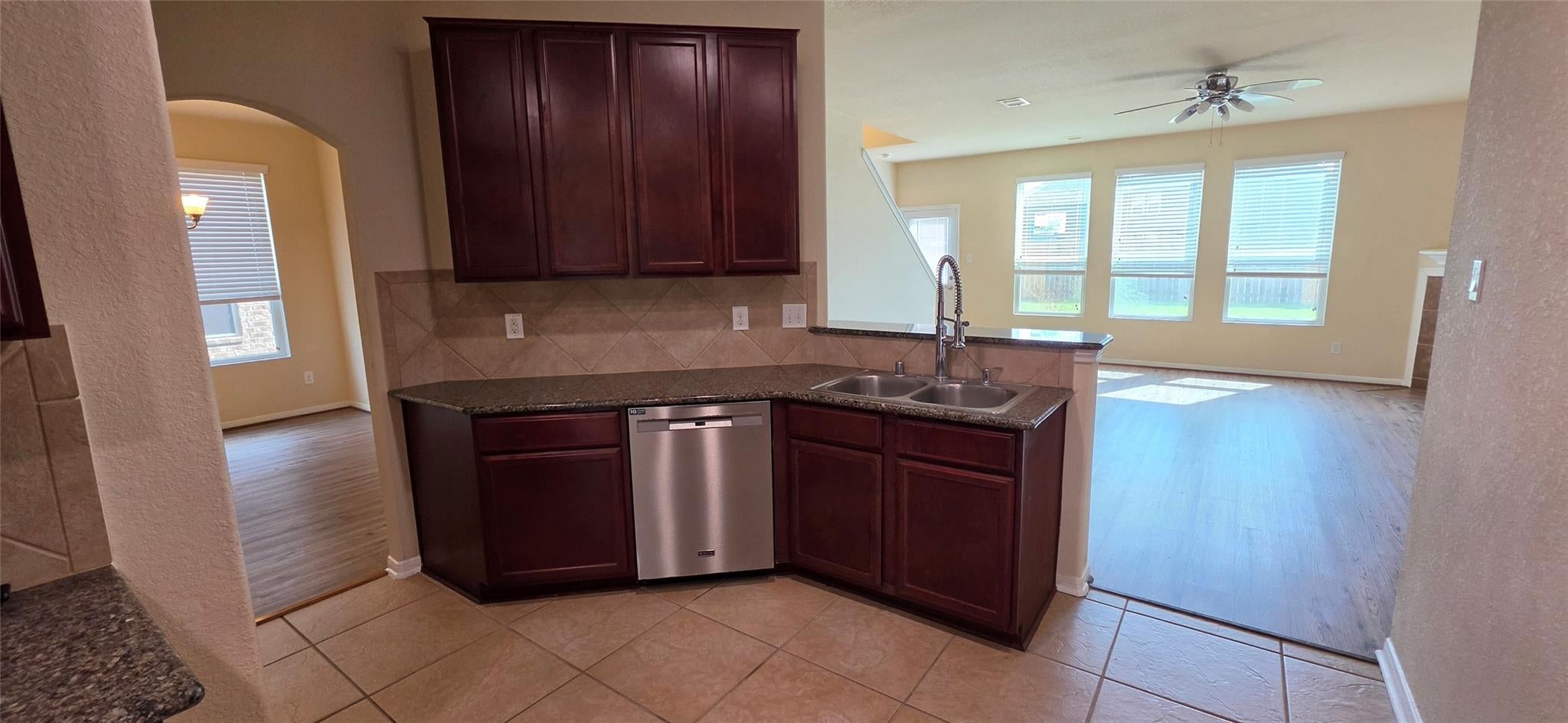 2496 Elm Crossing Trl, Spring, TX 77386 photo