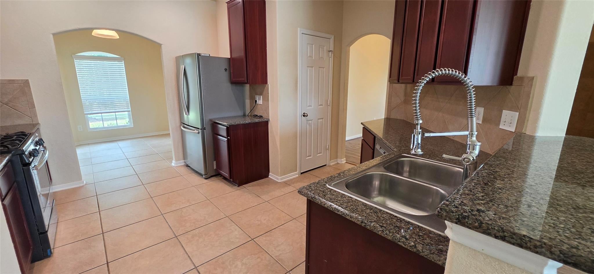 2496 Elm Crossing Trl, Spring, TX 77386 photo