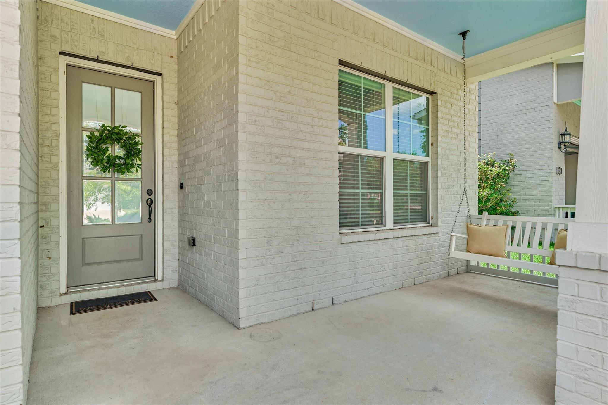 125 Pilazzo St, Montgomery, TX 77316 photo
