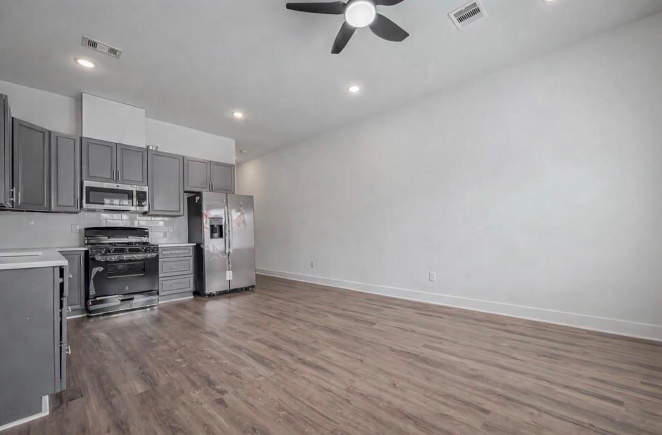 7993 Attwater St, Houston, TX 77028 photo