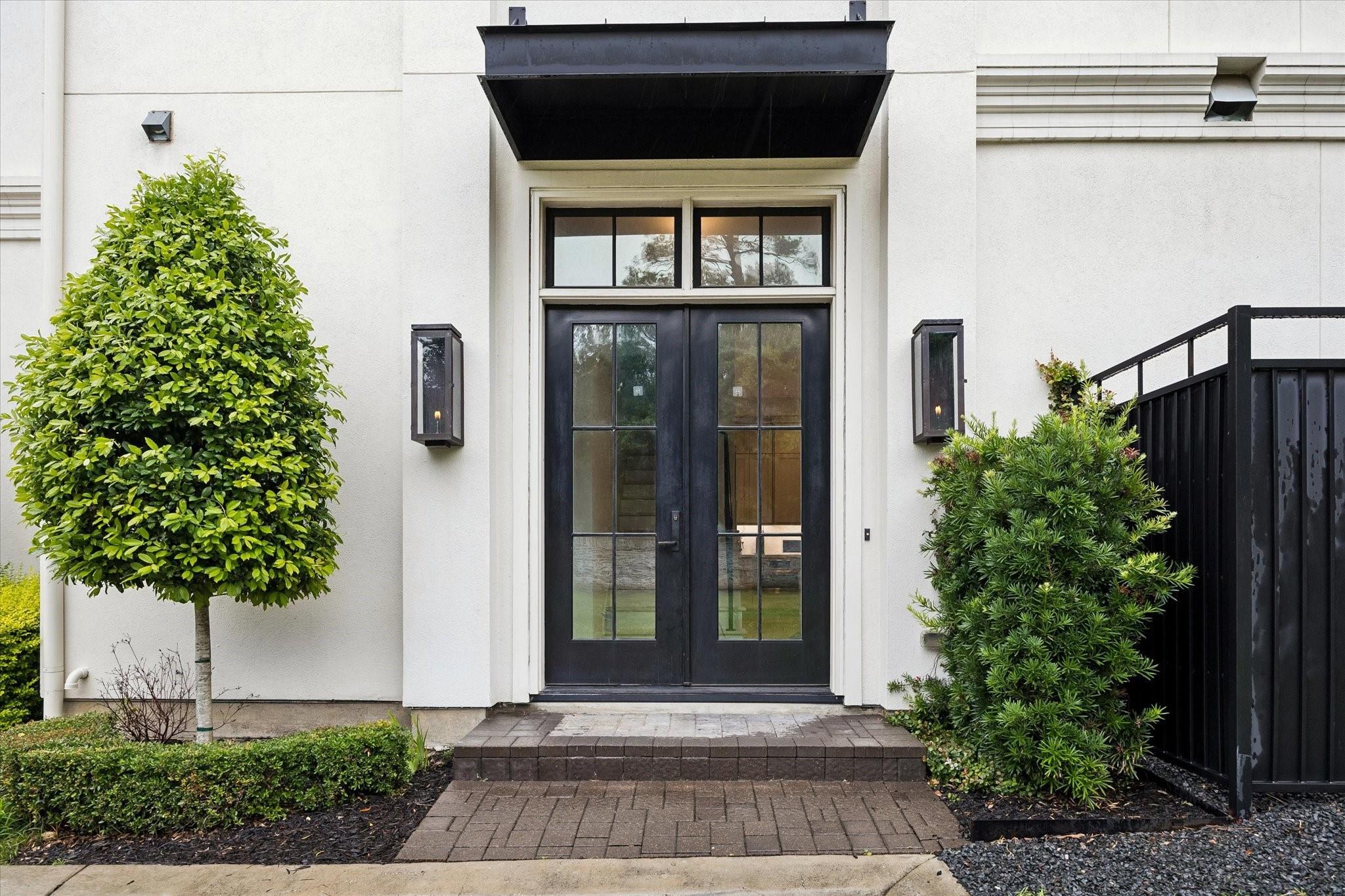 106 Wellington Row Rd, Houston, TX 77024 photo