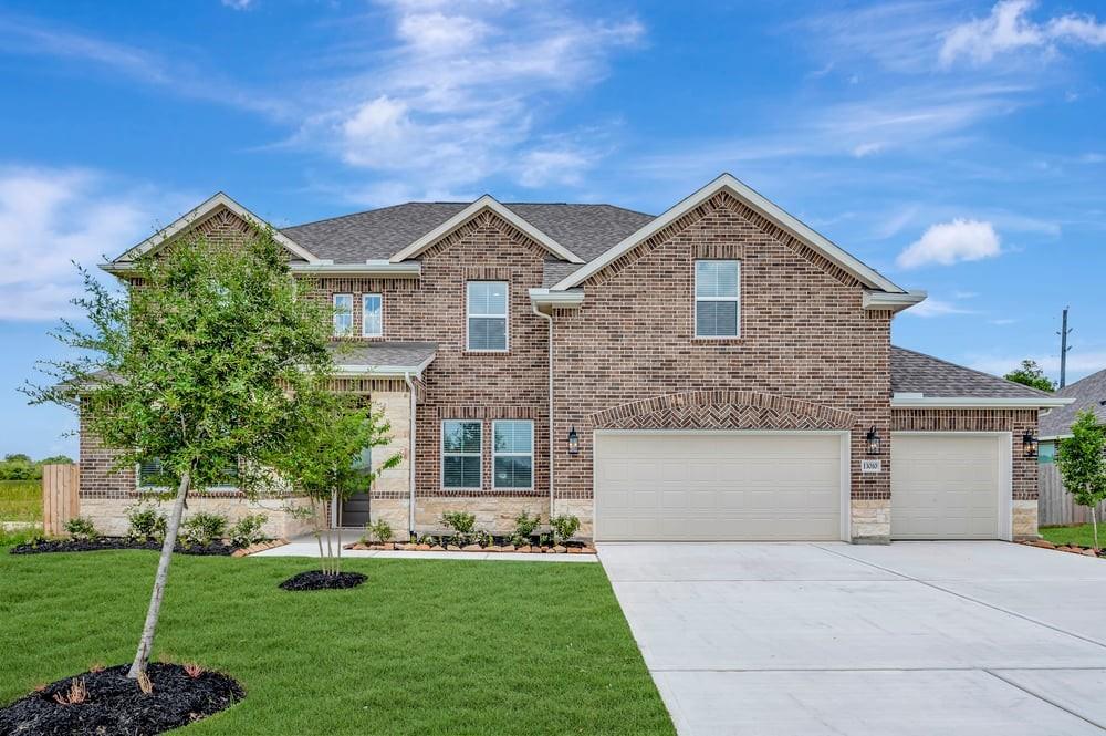 13010 Fashion Cir, Mont Belvieu, TX 77535