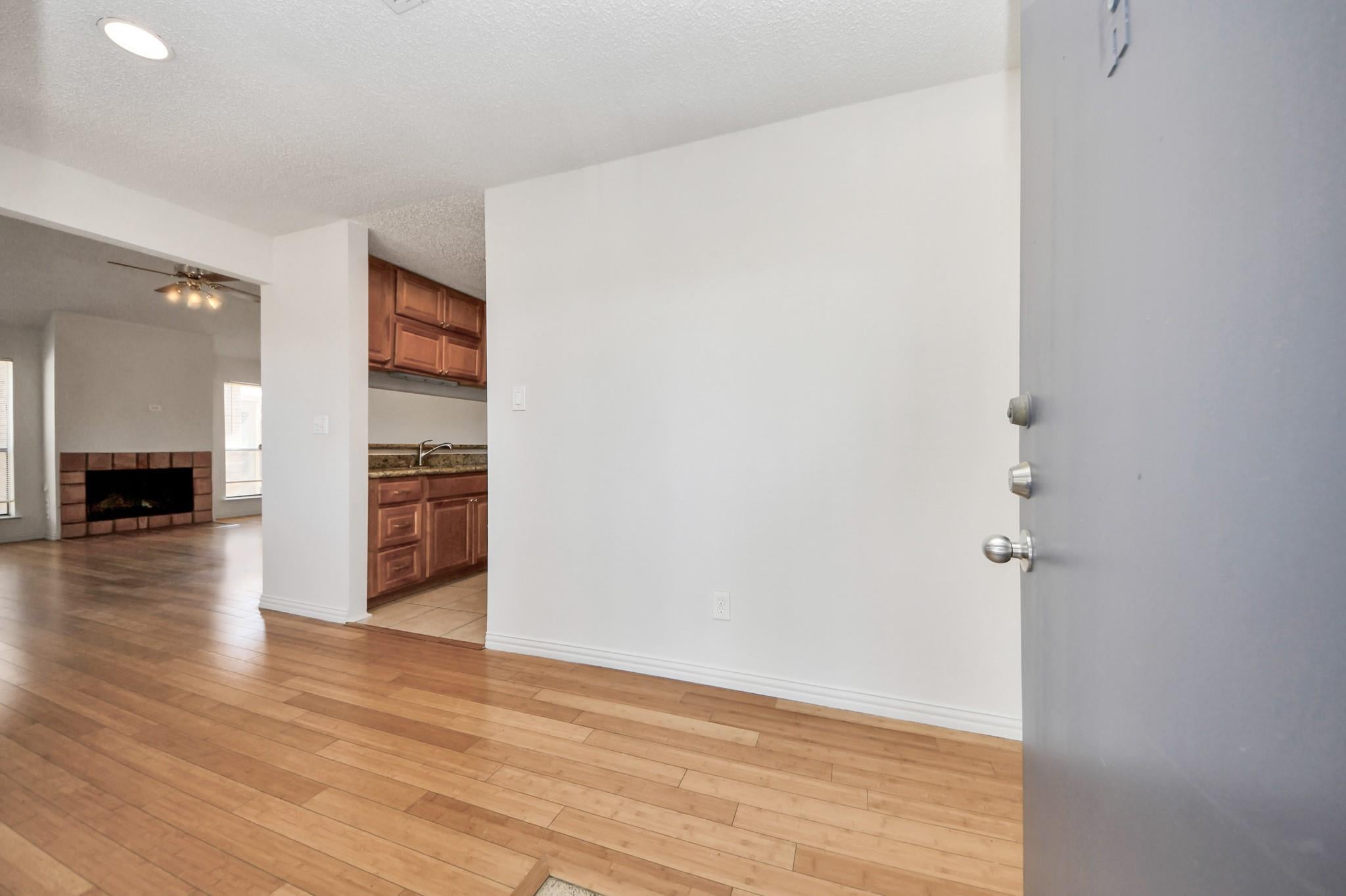 6601 Sands Point Dr #54, Houston, TX 77074 photo