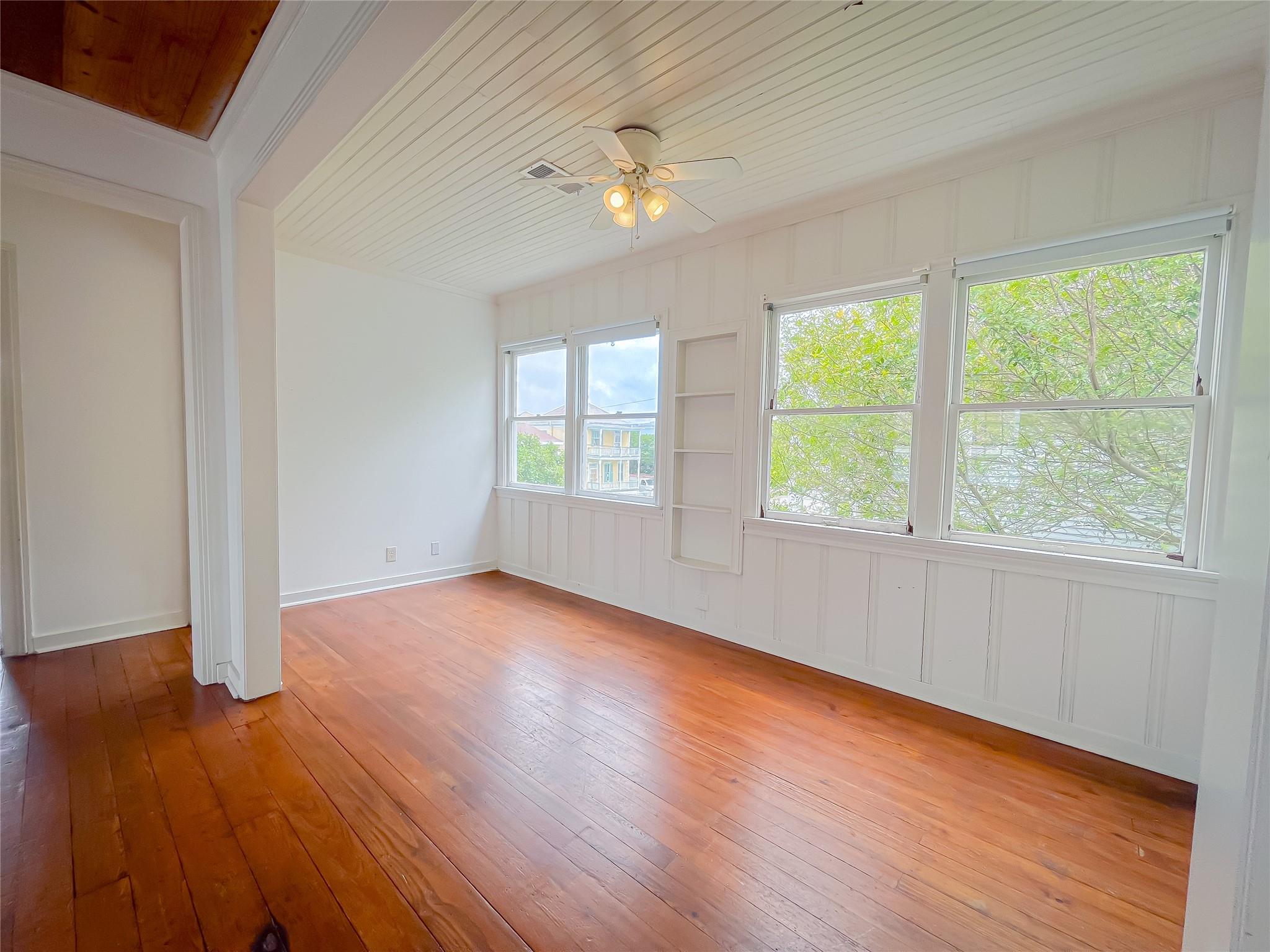 1101 Church St, Galveston, TX 77550 photo