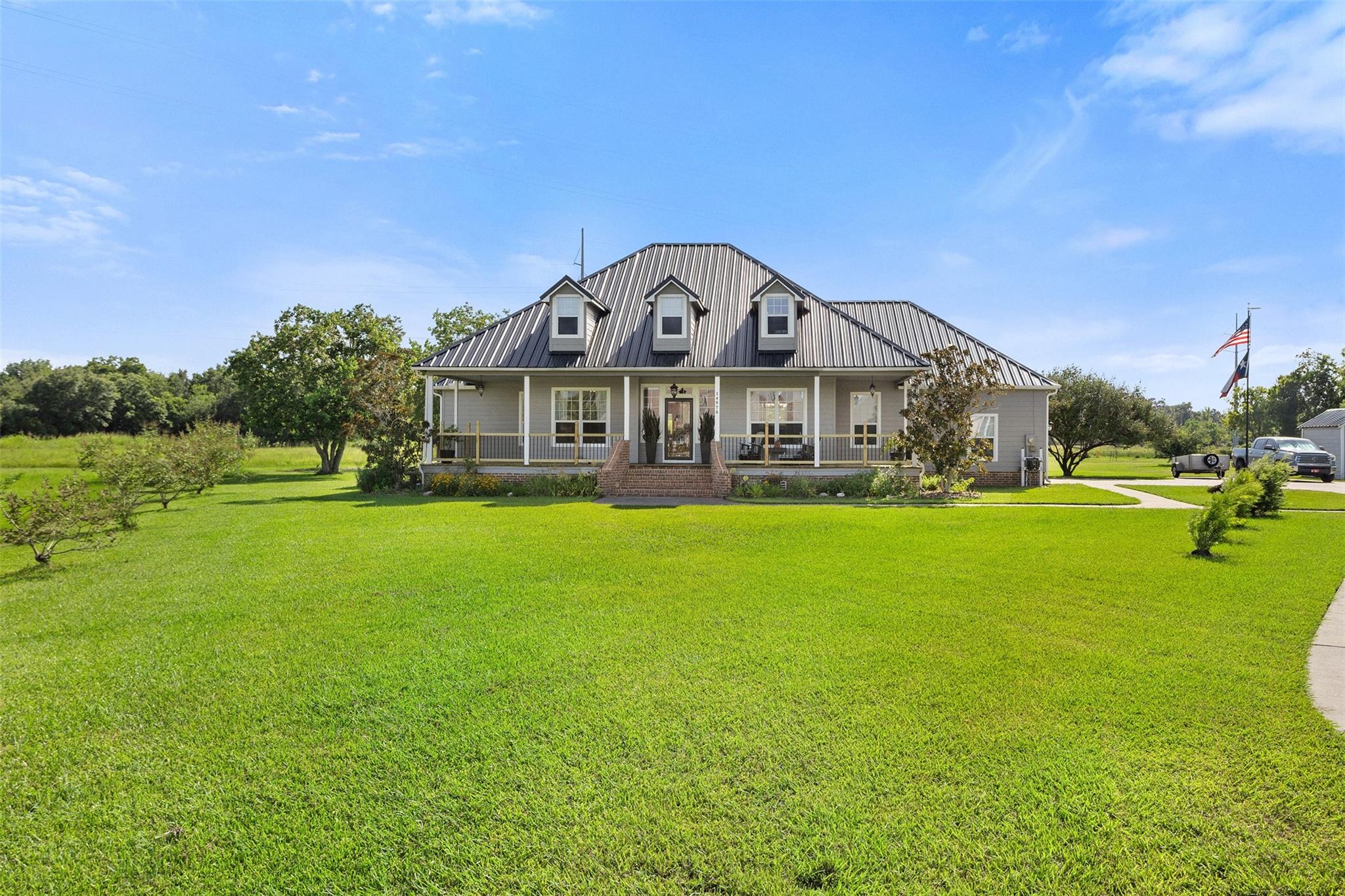 14675 Broken Arrow Rd, Santa Fe, TX 77517
