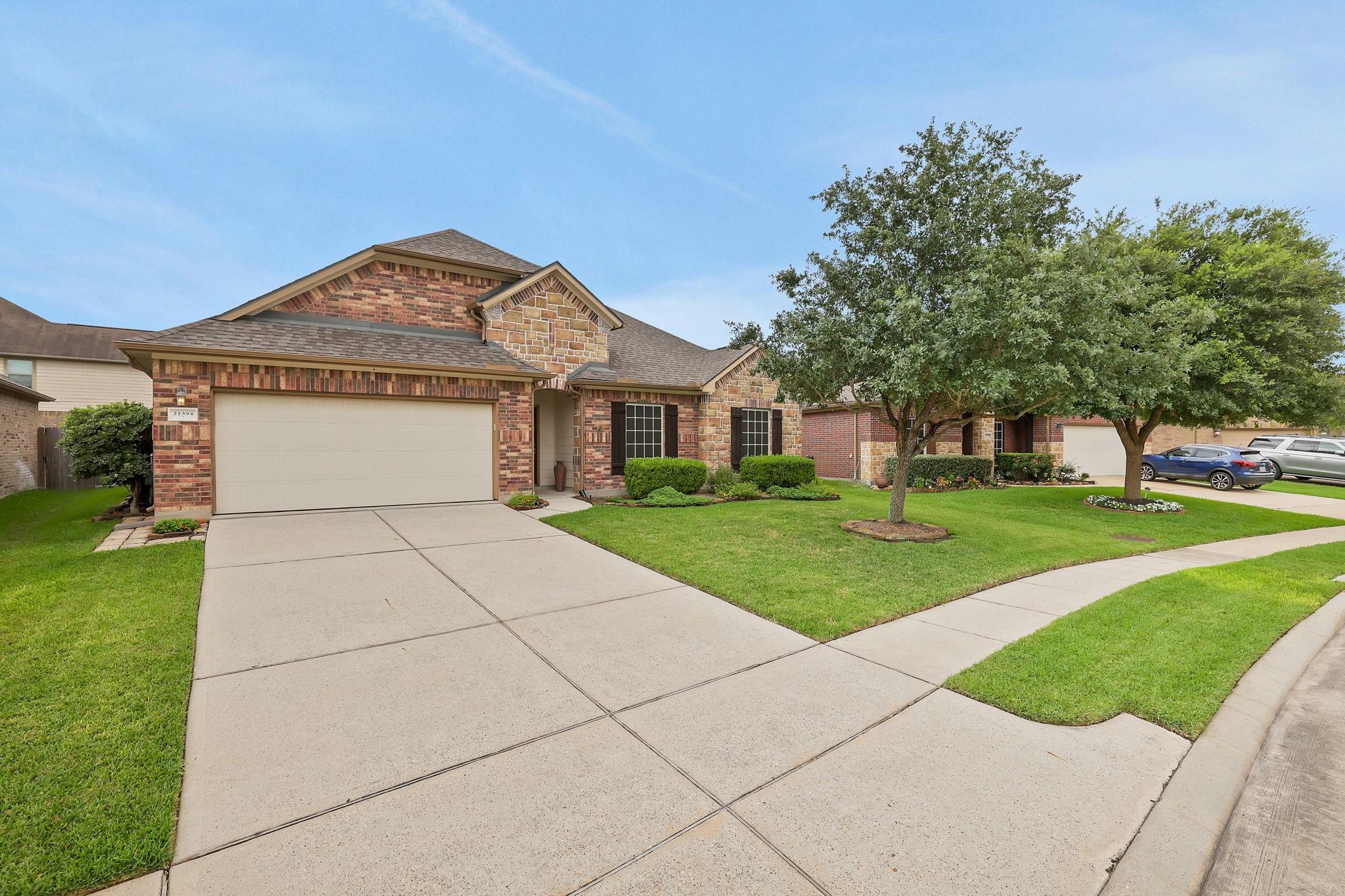 21394 Kings Mill Ln, Kingwood, TX 77339 photo