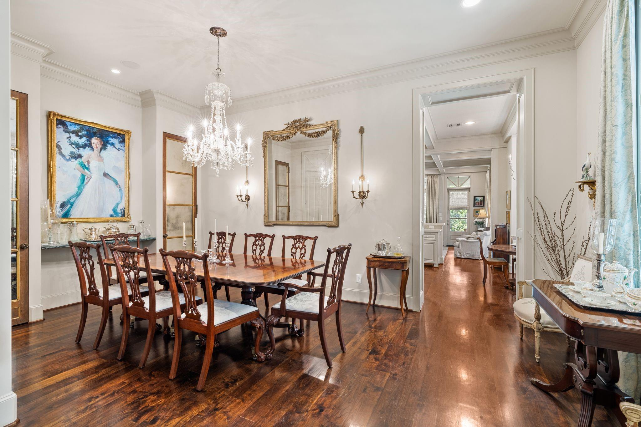 1235 Wynden Commons Ln, Houston, TX 77056 photo