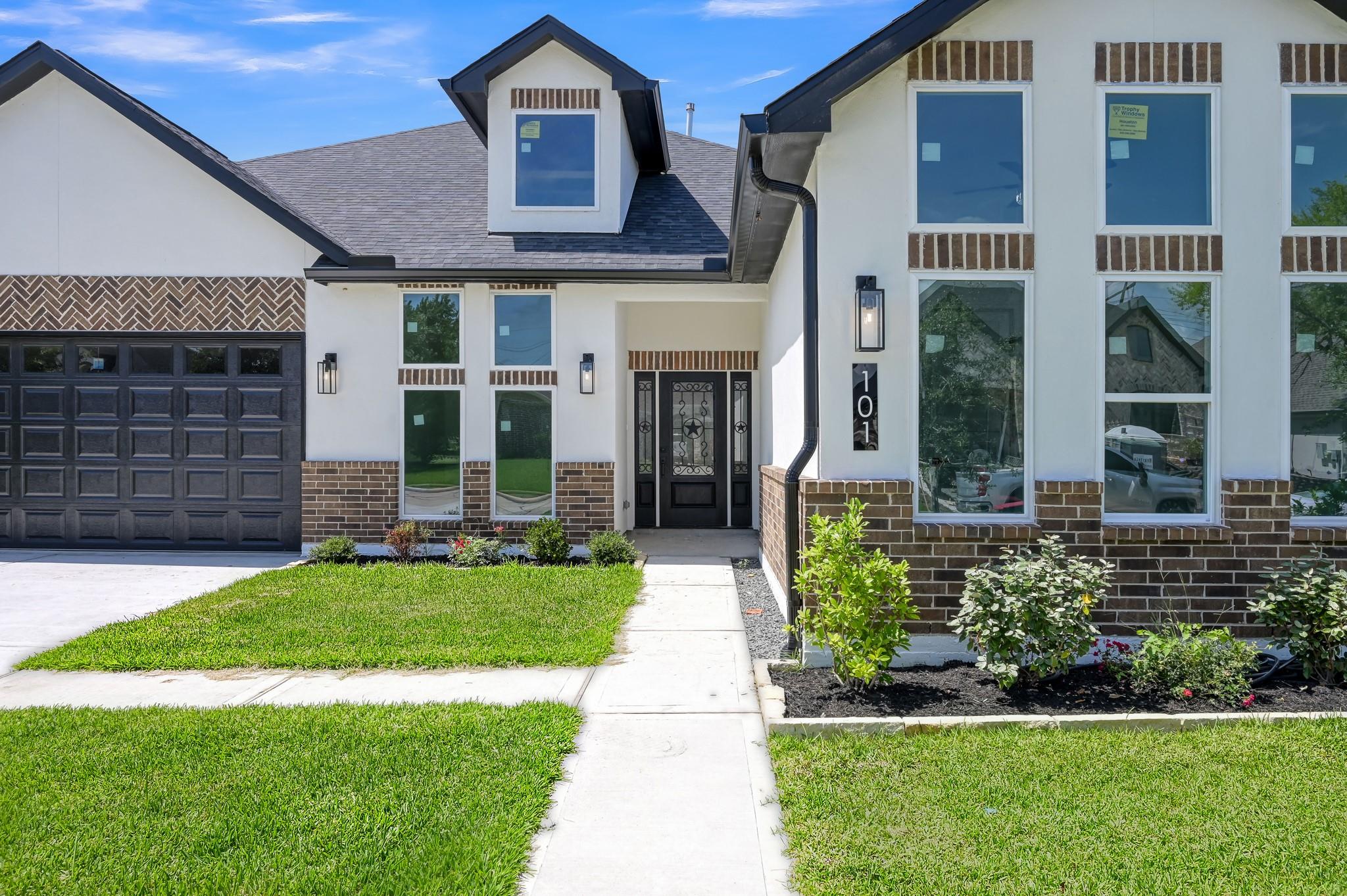 101 Bermuda Cir, Montgomery, TX 77356