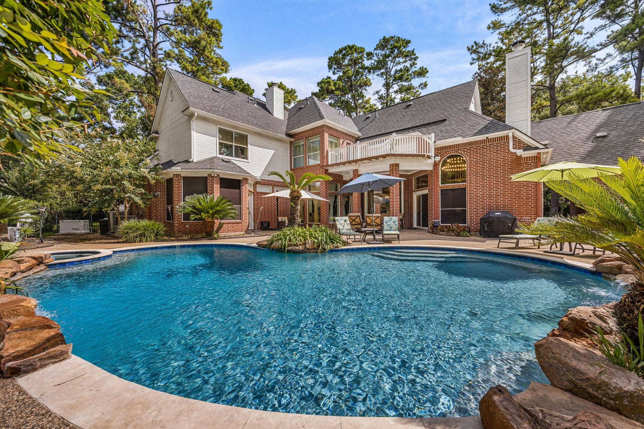 17511 Hawkin Ln, Tomball, TX 77377