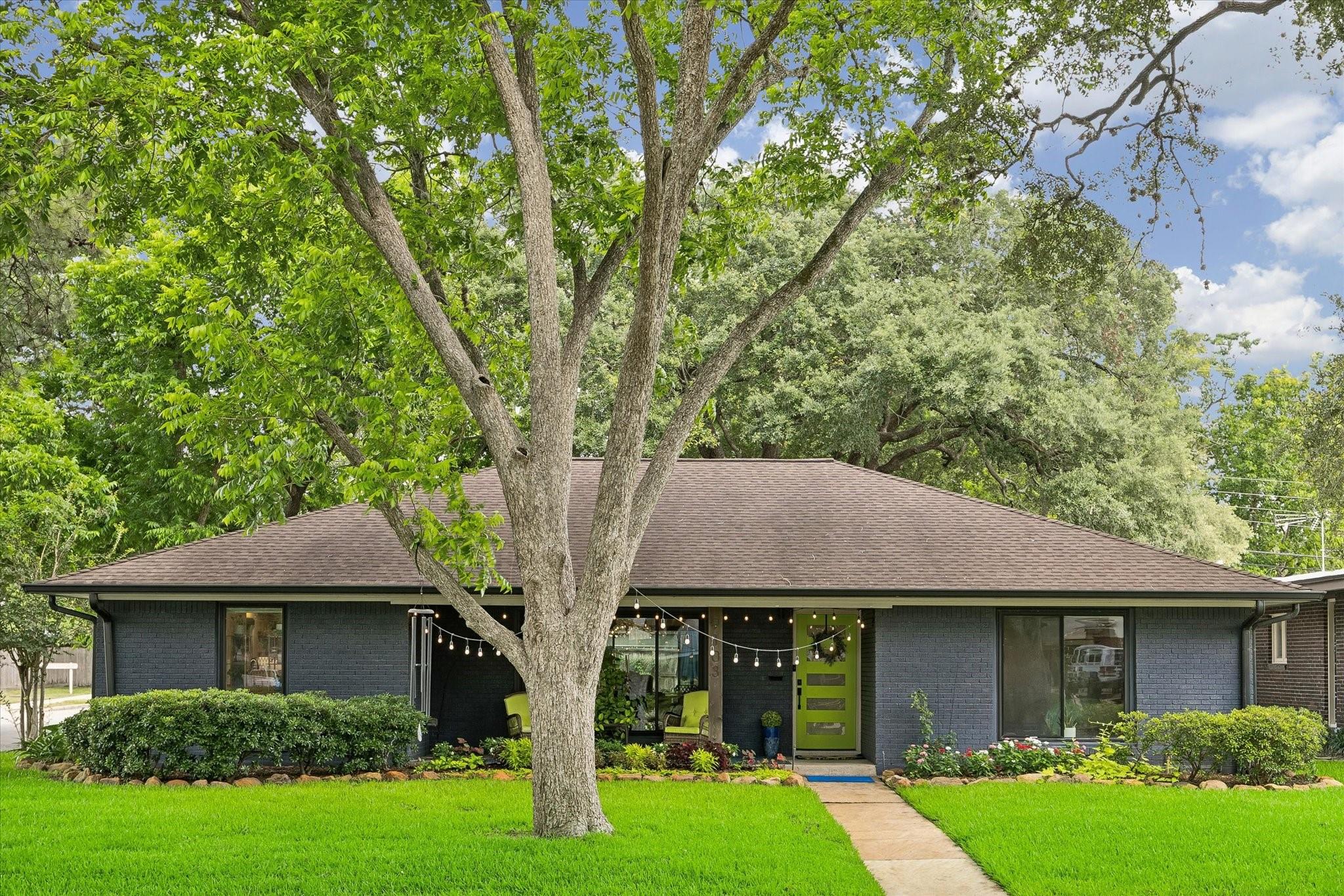 9103 Timberside Dr, Houston, TX 77025