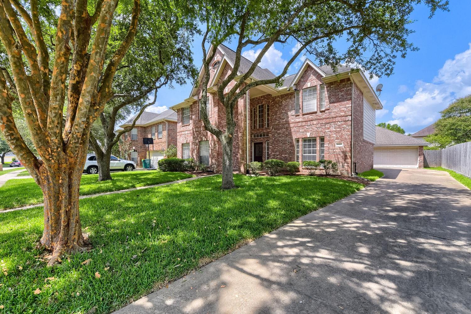 2513 La Rochelle Ct, Seabrook, TX 77586 photo