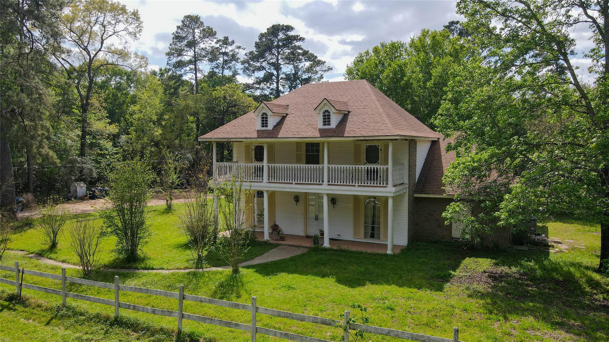 32037 Dobbin Huffsmith Rd, Magnolia, TX 77354