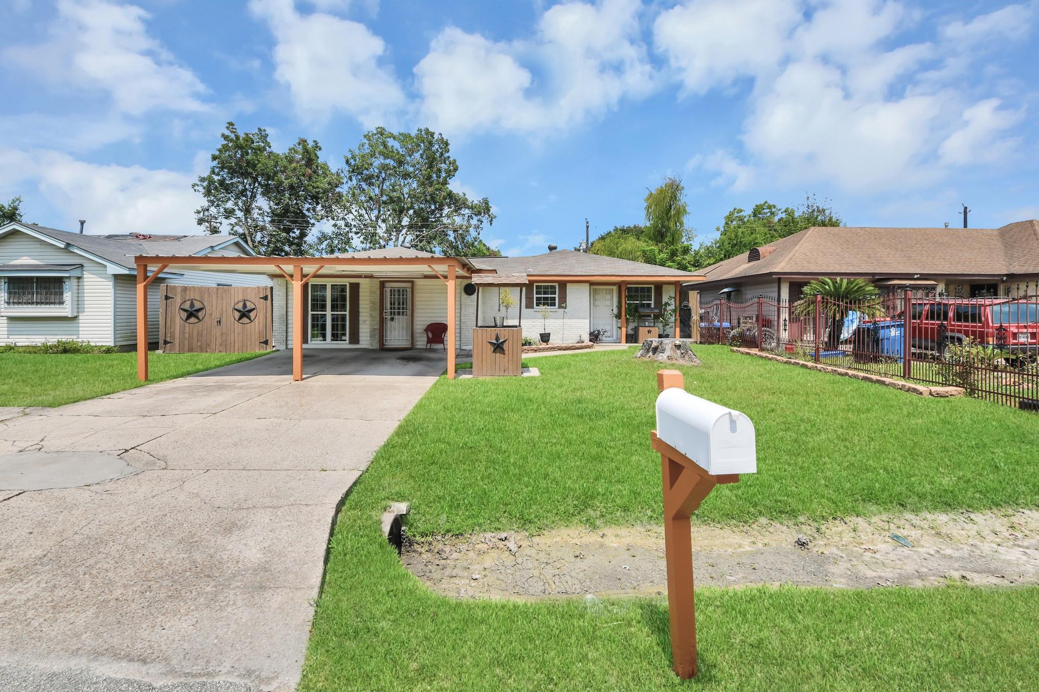 3007 Havner Ln, Houston, TX 77093 photo