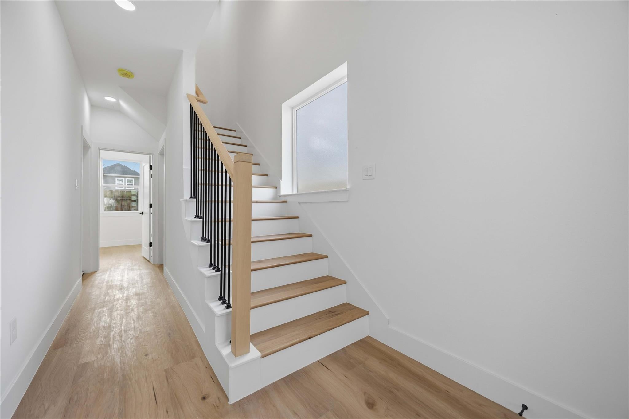 2010 Yates St, Houston, TX 77020 photo