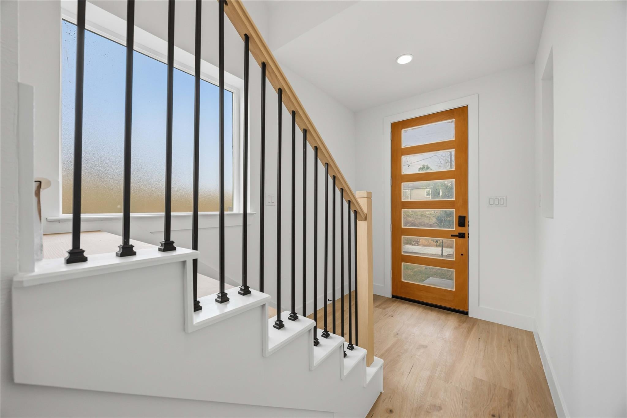 2010 Yates St, Houston, TX 77020 photo