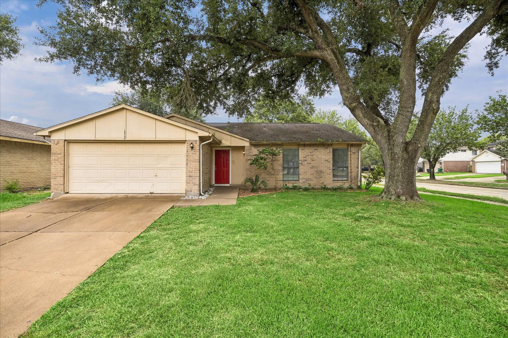 15627 Summer Briar Ct, Missouri City, TX 77489