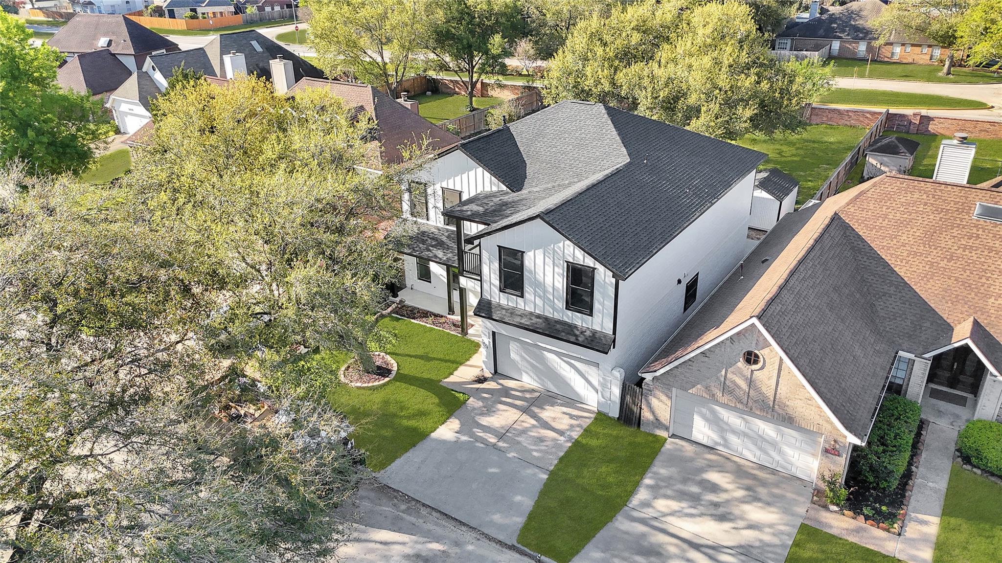 9026 Lawncliff Ln, Houston, TX 77040 photo