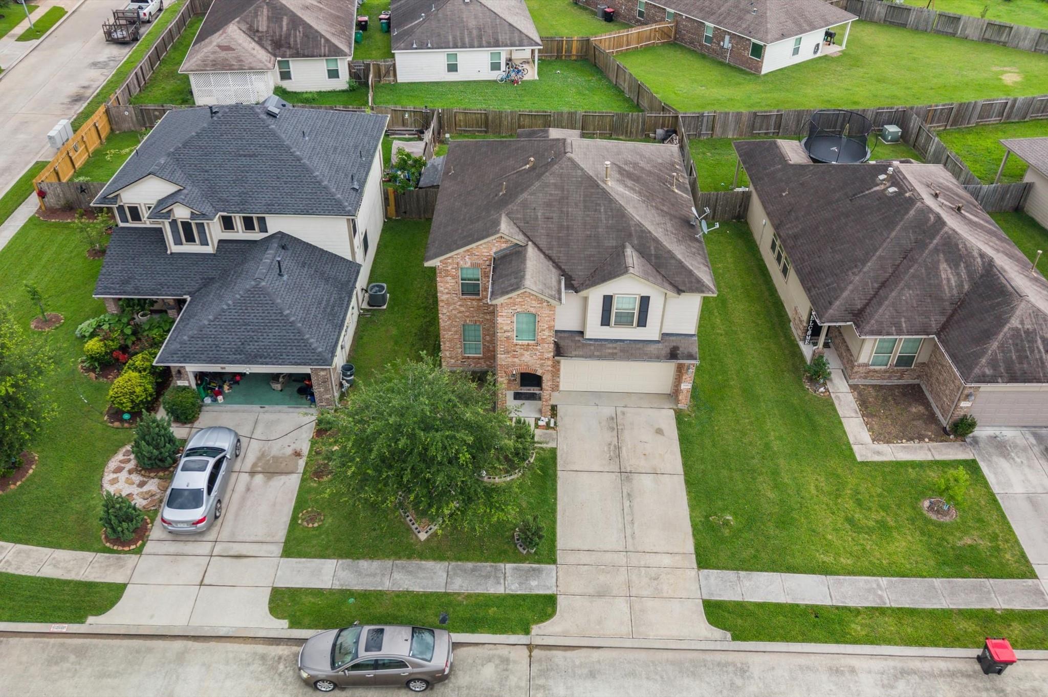 2407 Cactus Bend Dr, Humble, TX 77396 photo