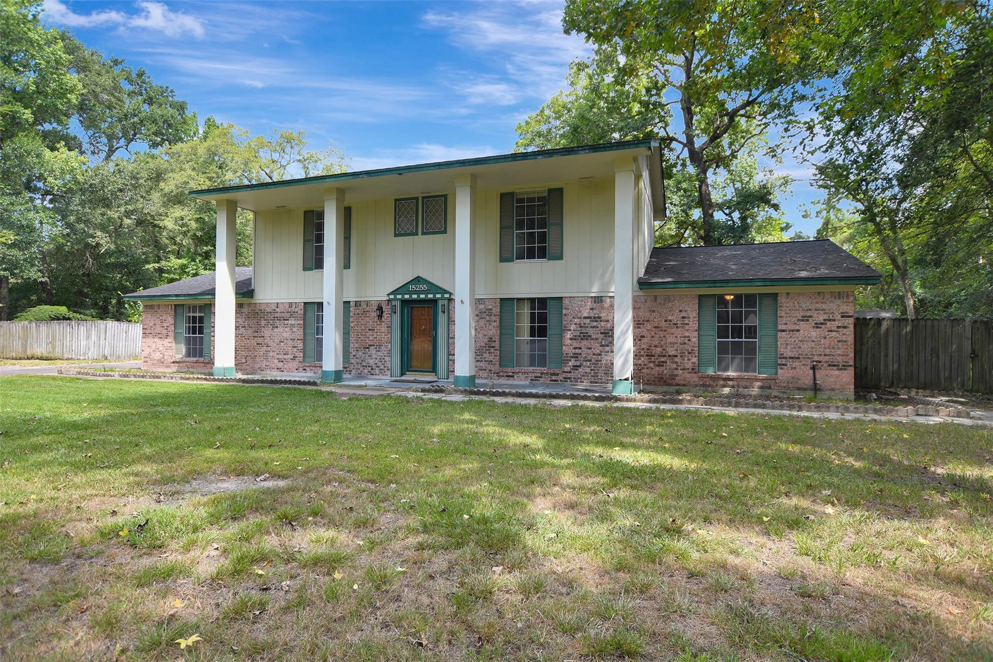 15255 Conroe Dr, Conroe, TX 77384 photo