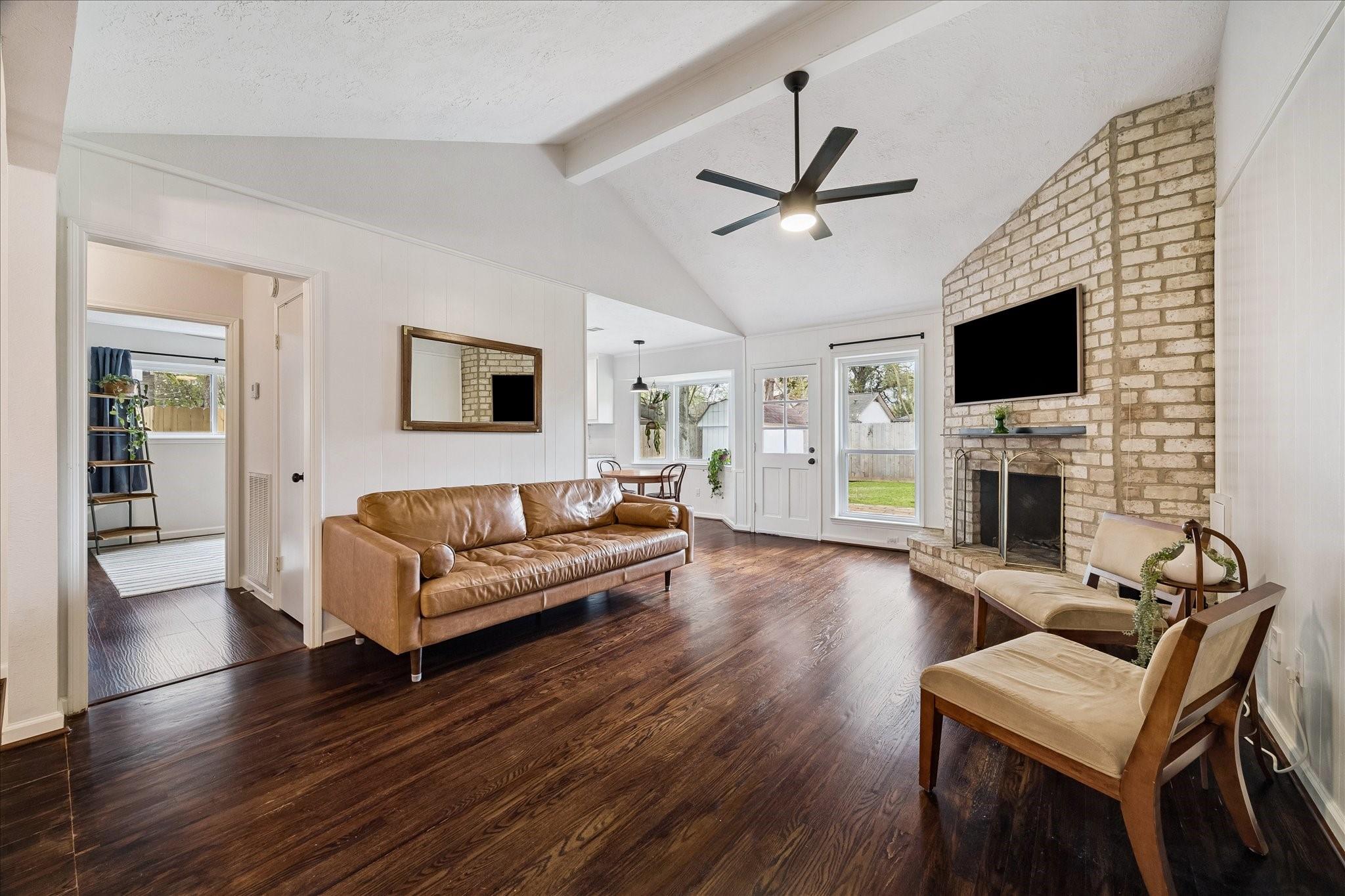 9707 Lawngate Dr, Houston, TX 77080 photo