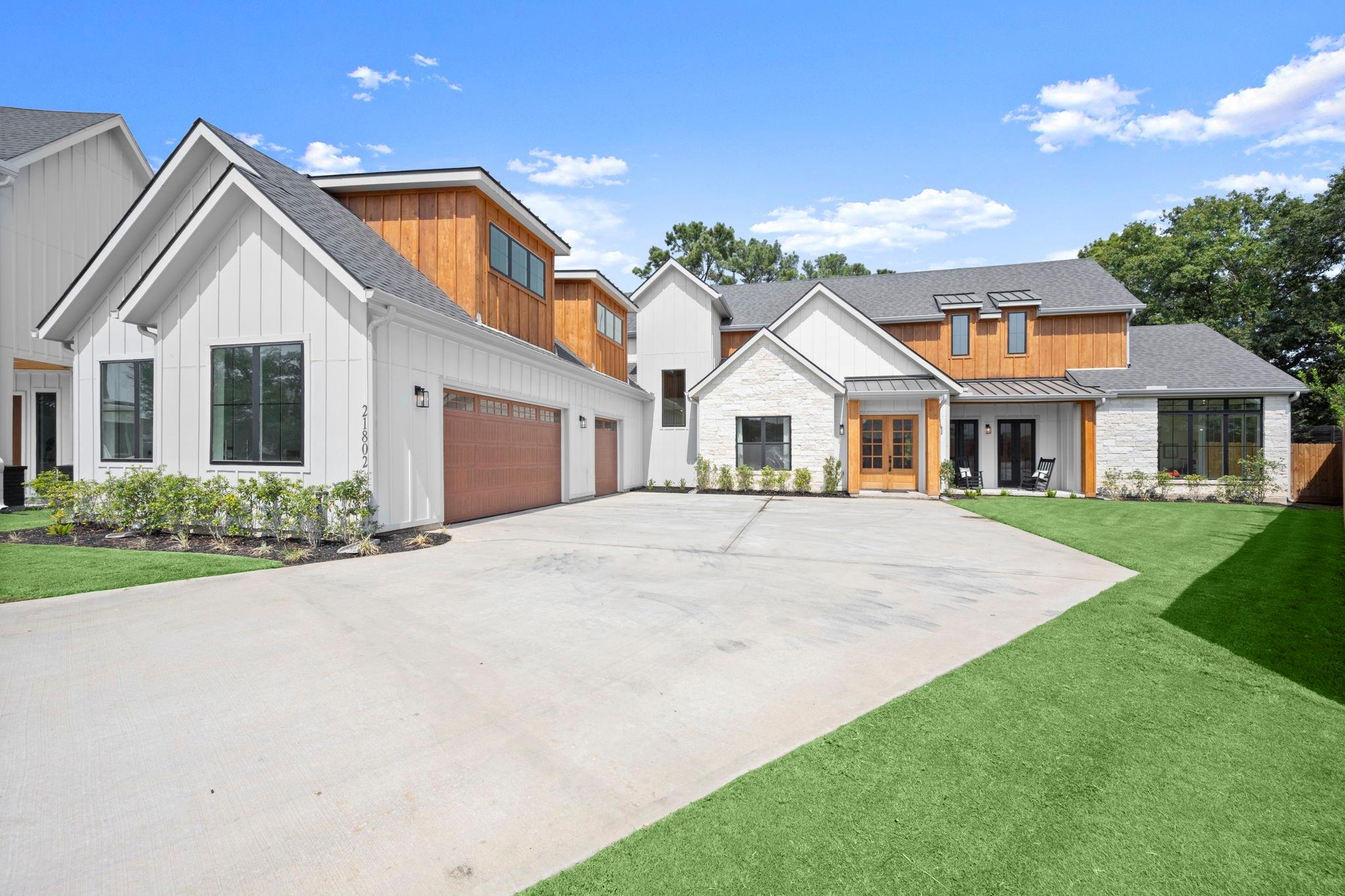 21802 White Oak View Dr, Tomball, TX 77375 photo