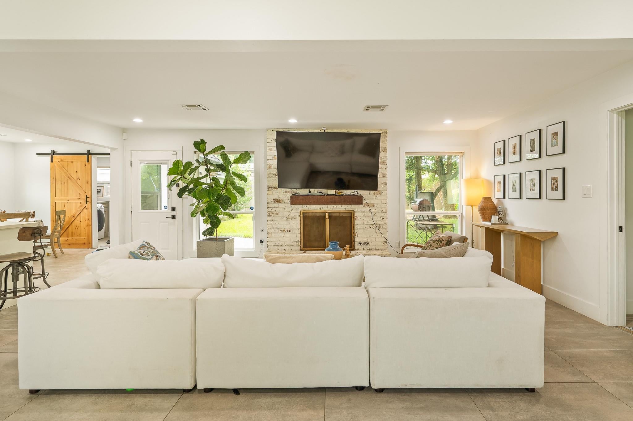 2102 Teague Rd, Houston, TX 77080 photo